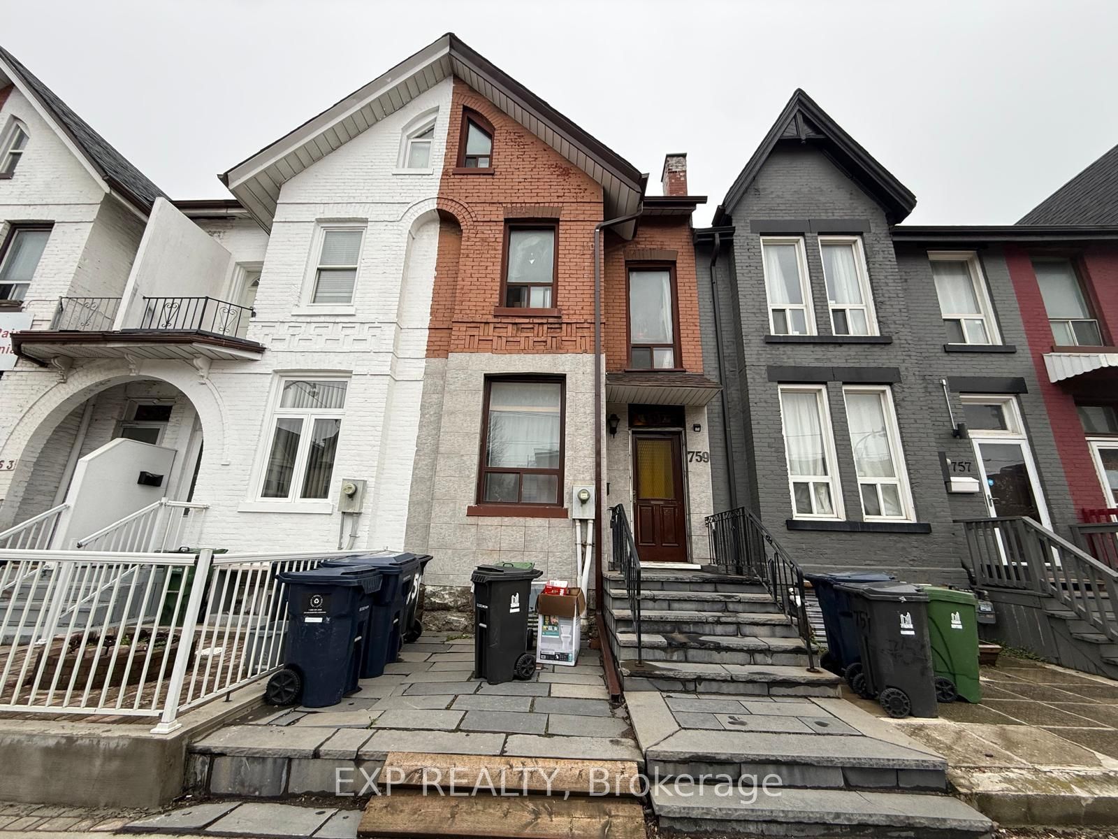 Unit 2nd FL - 759 Gerrard Street E, Toronto 2