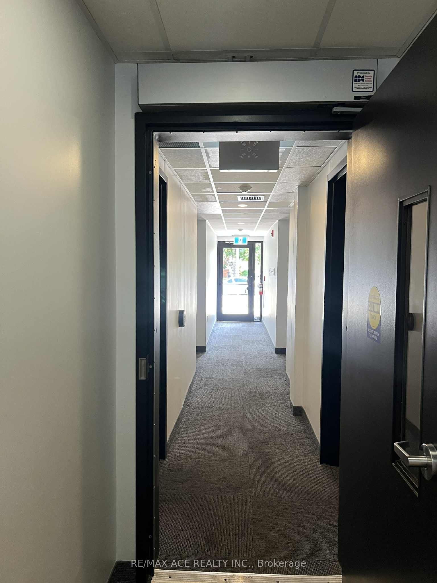 Unit 105 - 3686 St Clair Avenue E, Scarborough 2
