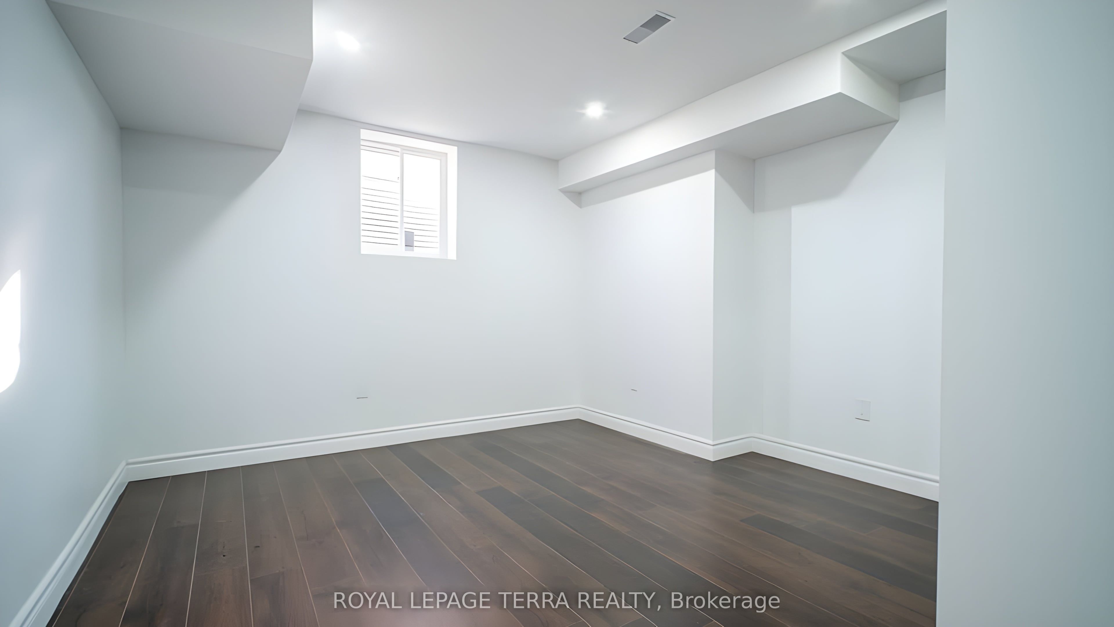 Unit BASEMENT - 25 Ouellette Drive, Whitby 4