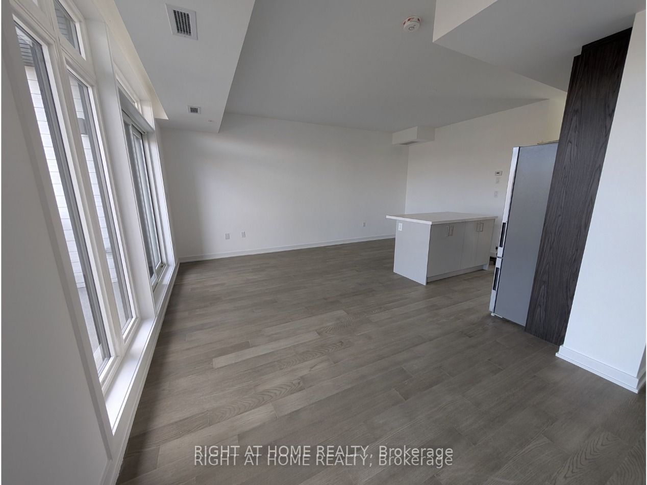 Unit 19 - 188 Angus Drive, Ajax 3