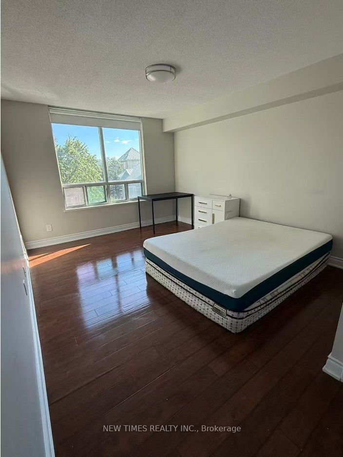 Unit 529 - 68 Corporate Drive, Scarborough 2