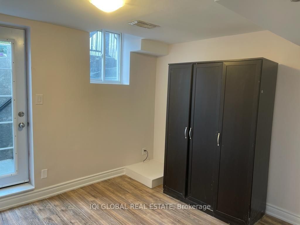 Unit Bsmt - 29 Nobbs Drive, Ajax 5