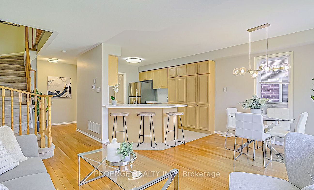 57 Aldonschool Court, Ajax 3