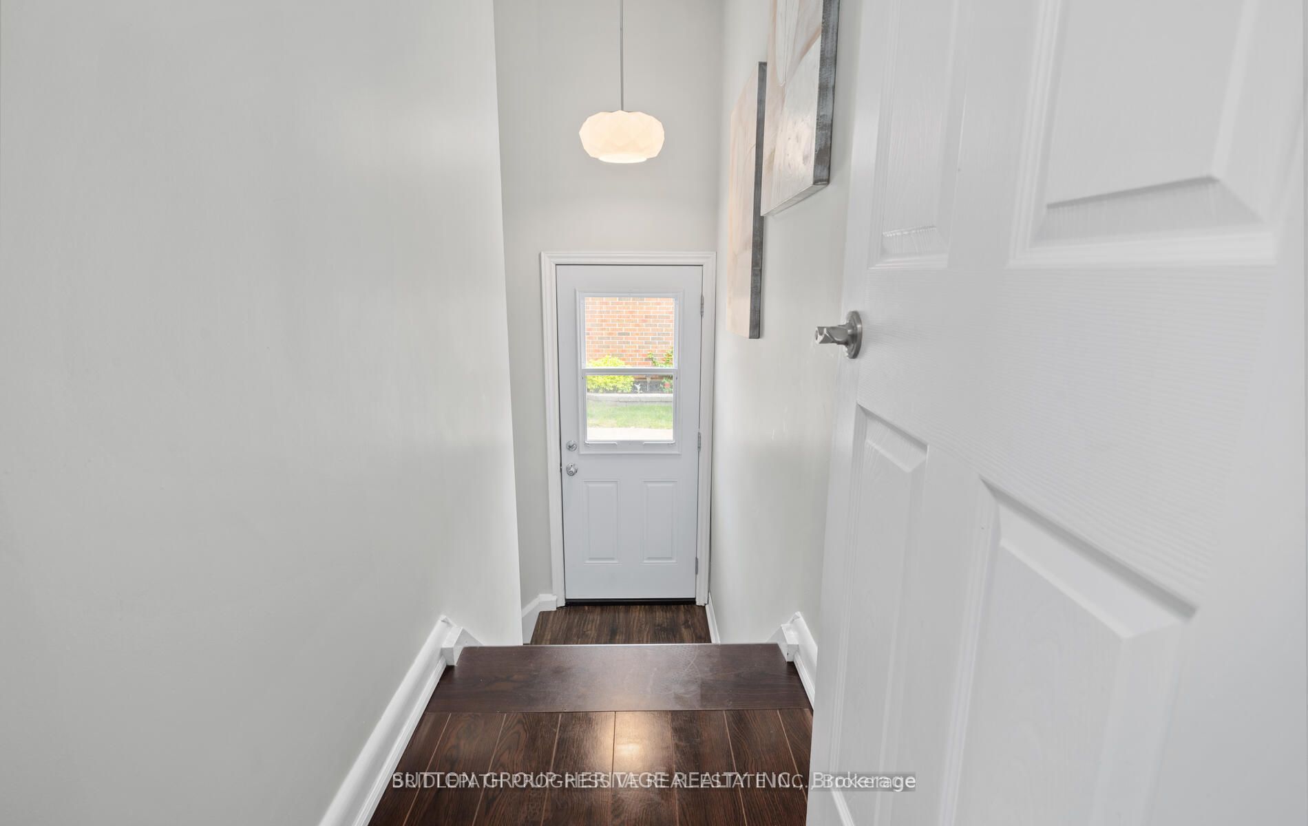 621 Wychwood Street, Oshawa 2