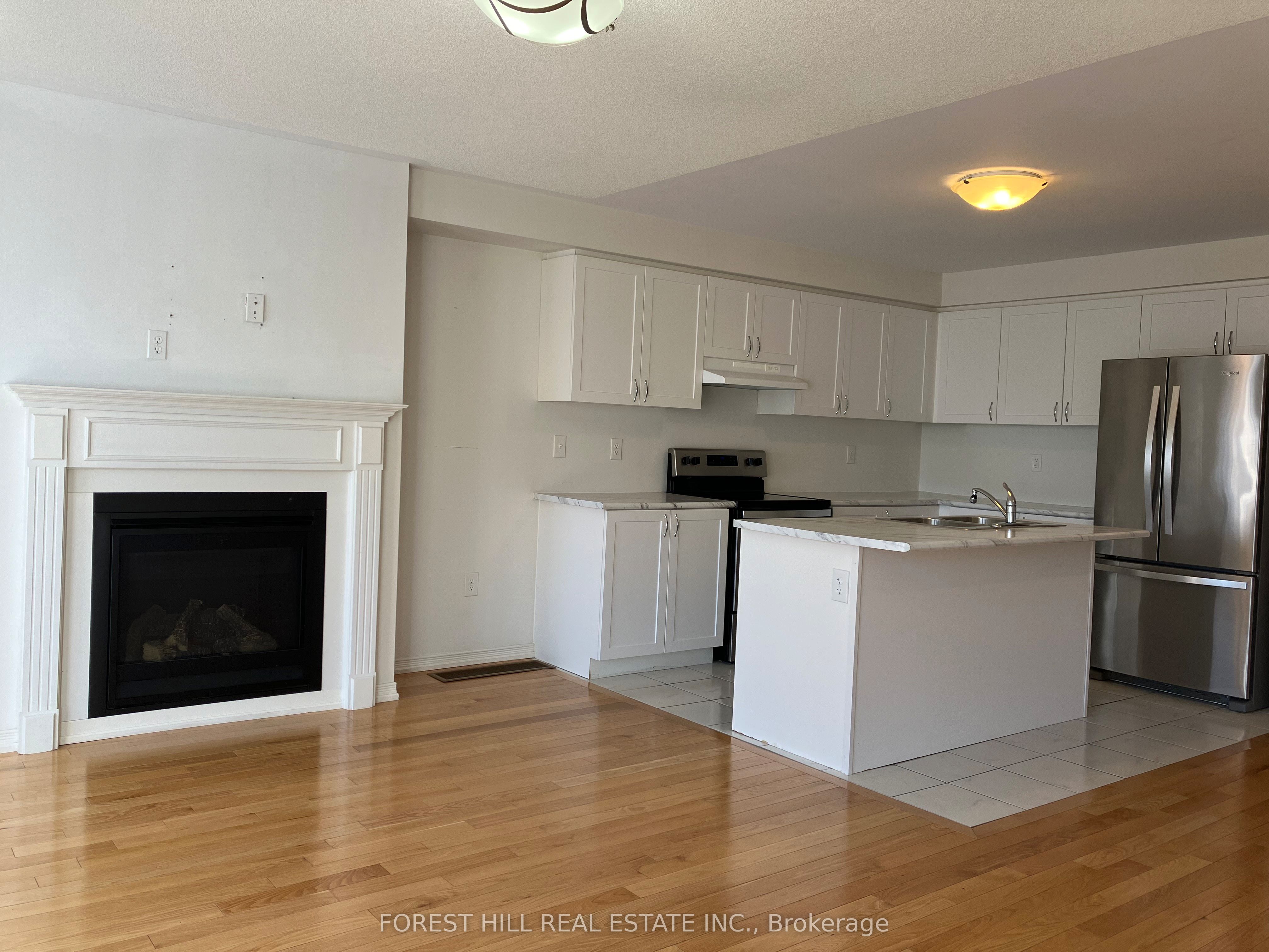 2448 Equestrian Crescent, Oshawa 5
