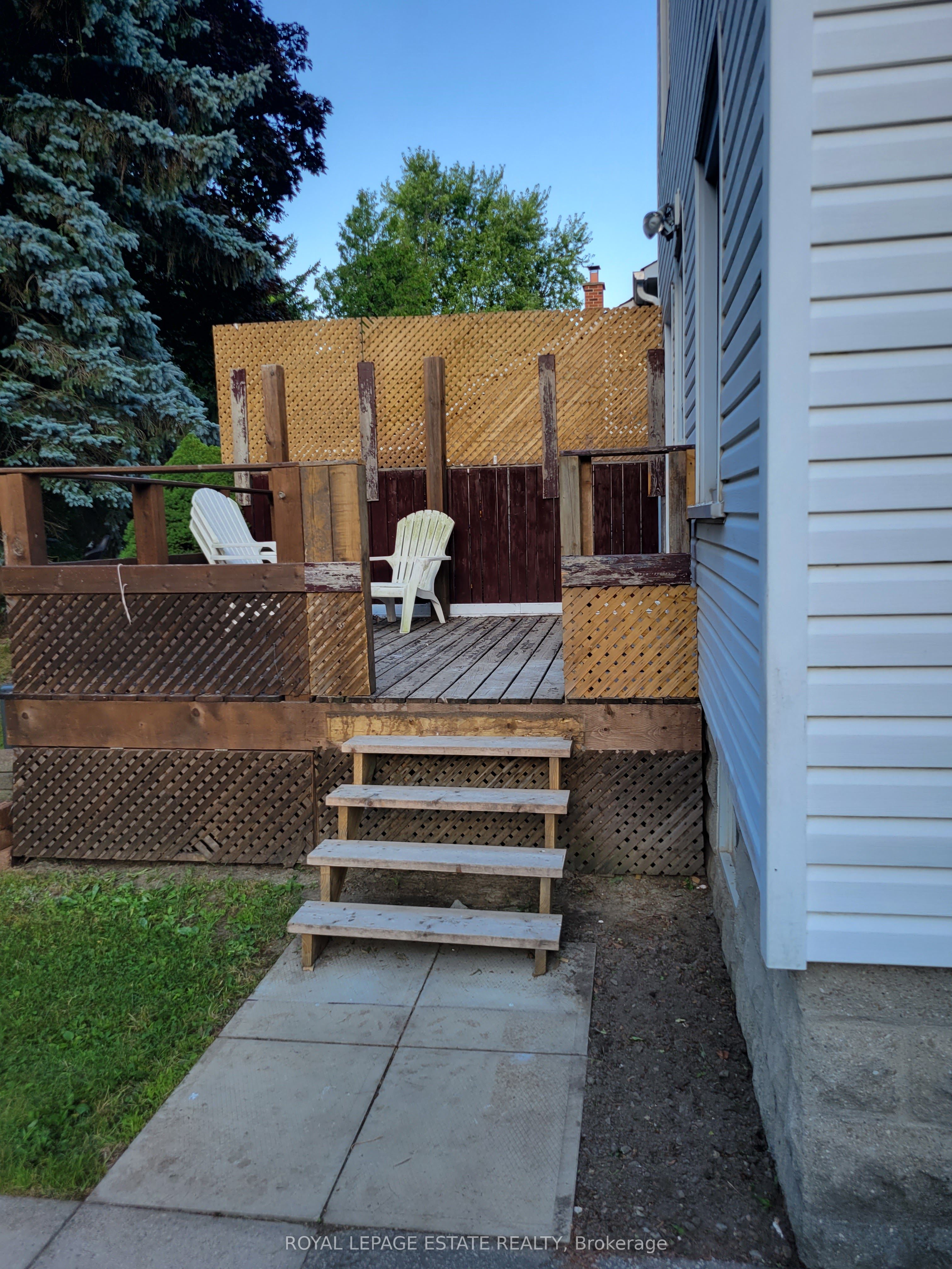 Unit Upper - 13 Pinegrove Avenue, Scarborough 3