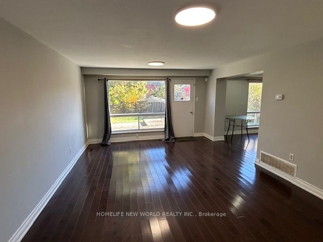 Unit Main & 2nd Floors - 31 Wellpark Boulevard, Scarborough 2