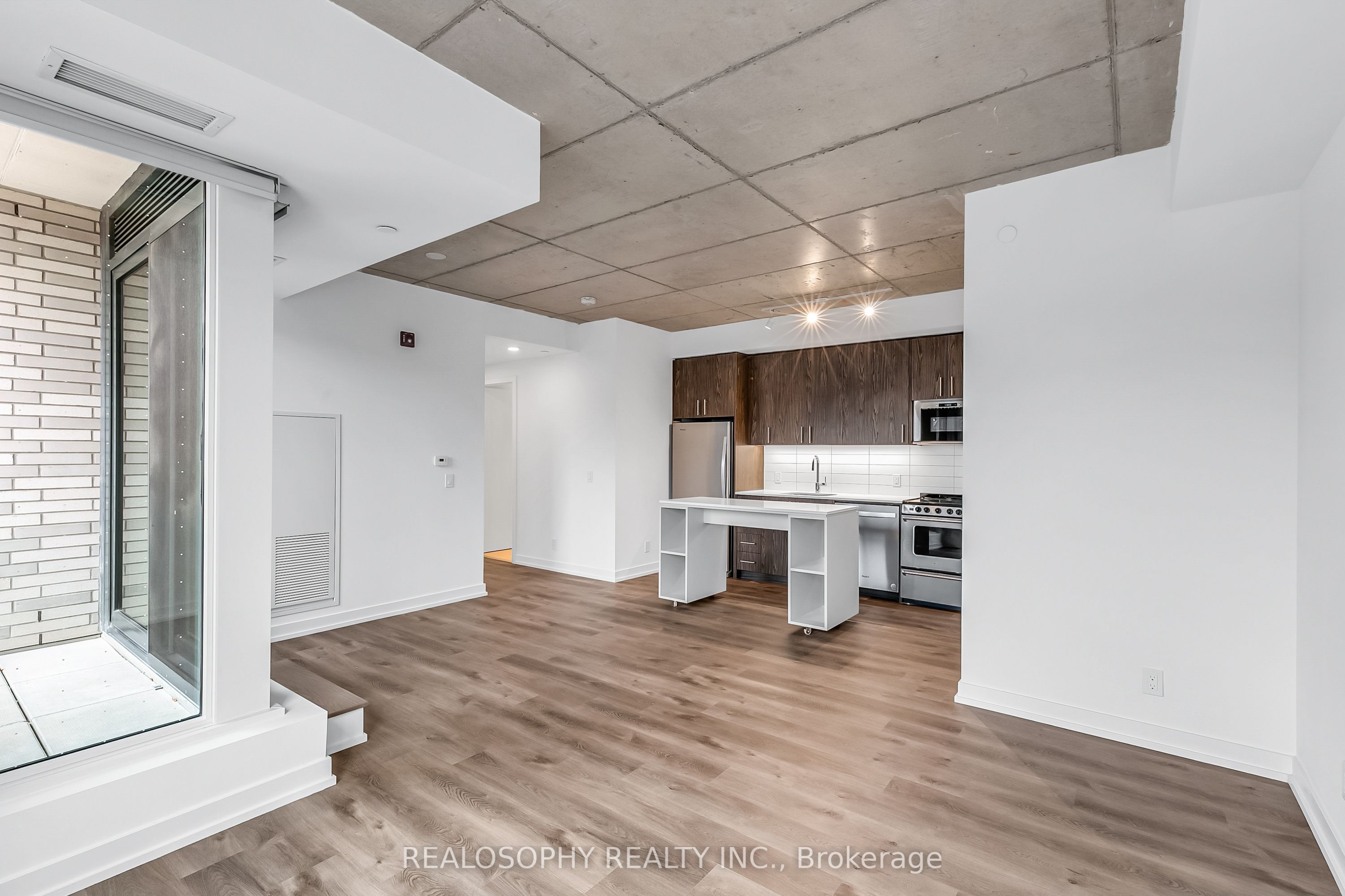 Unit 303 - 115 Larchmount Avenue, Toronto 2