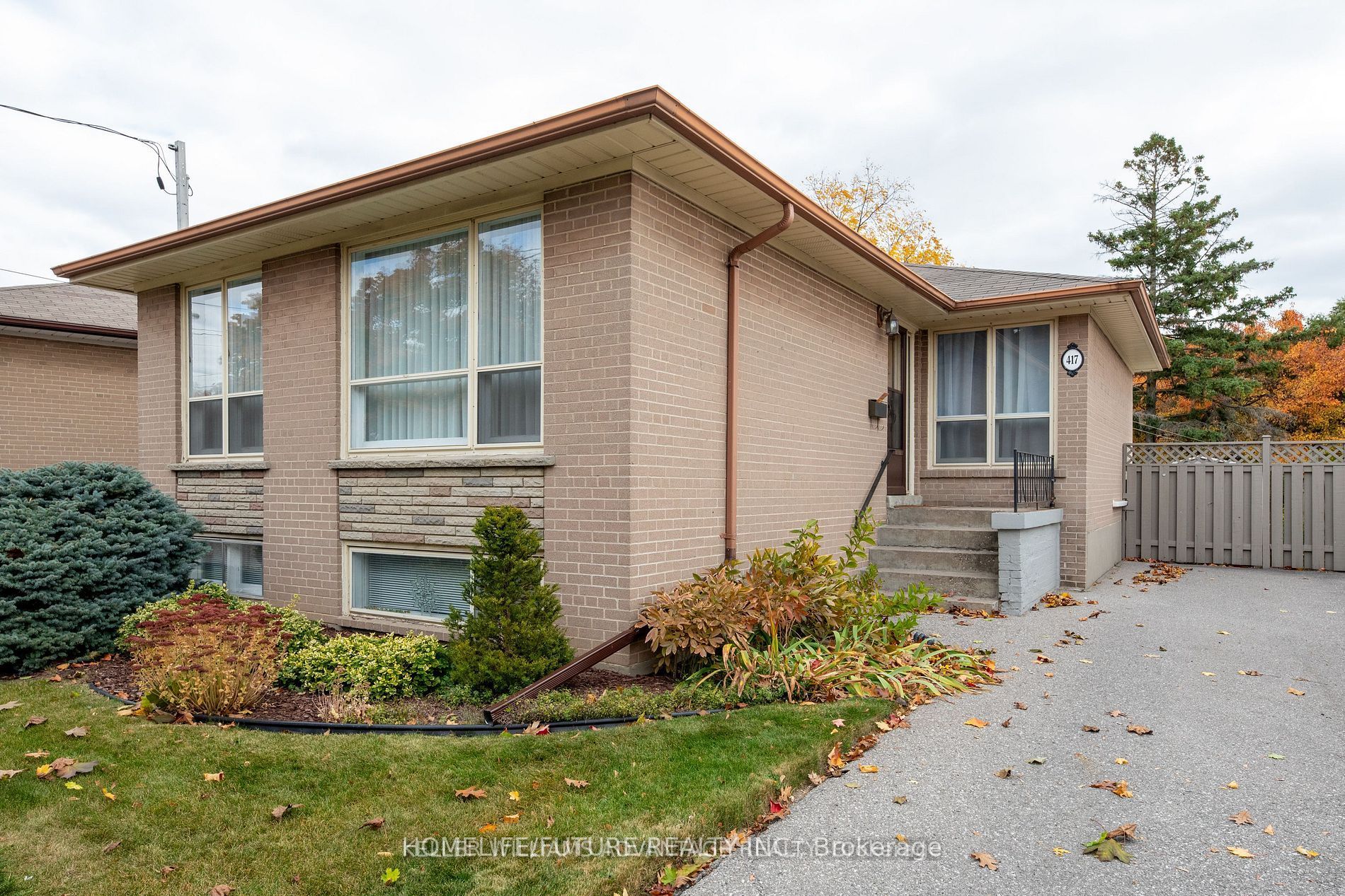 417 Painted Post Drive, Scarborough 2