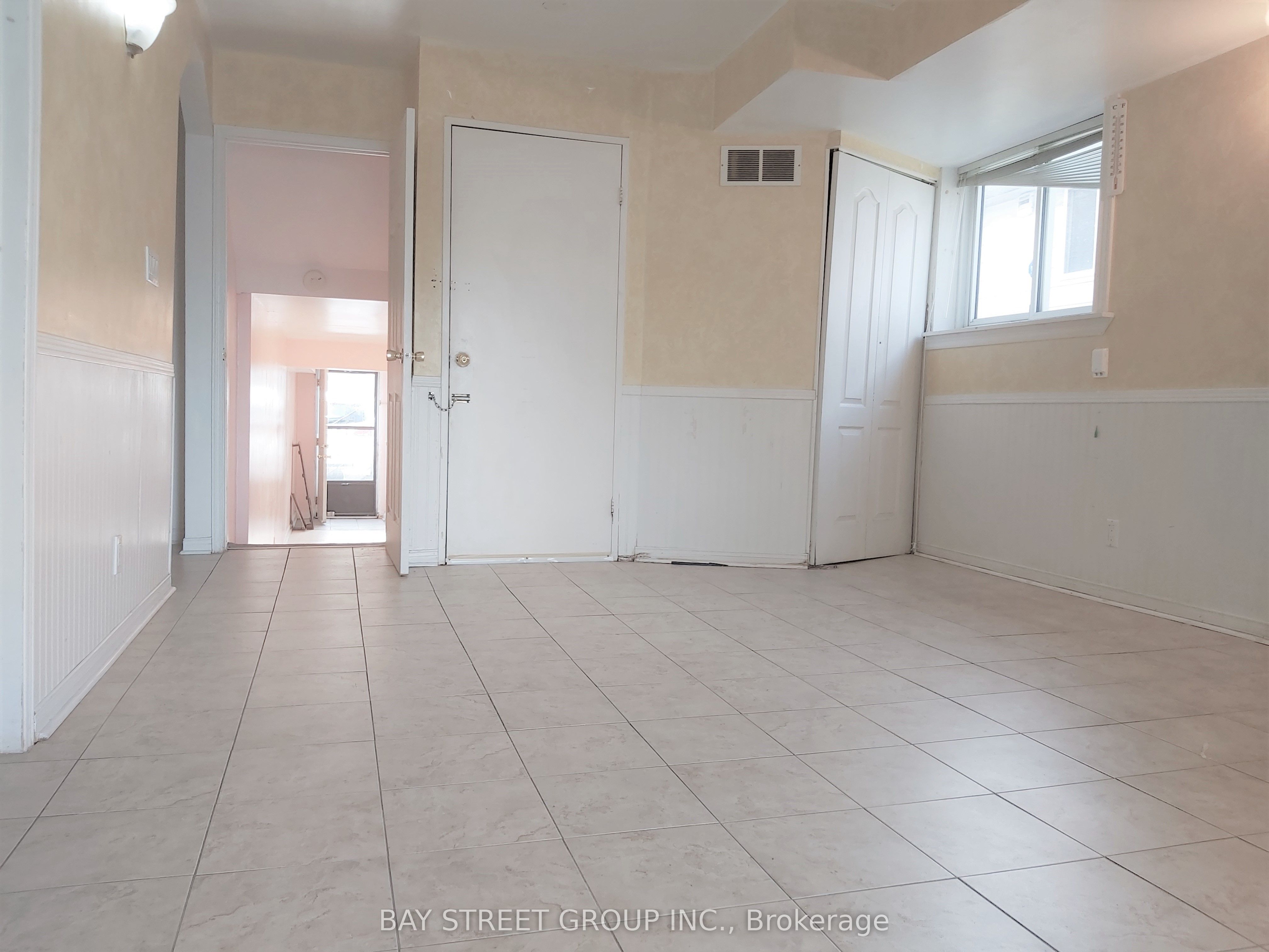 Unit Lower - 72 Parkdene Court E, Scarborough 5