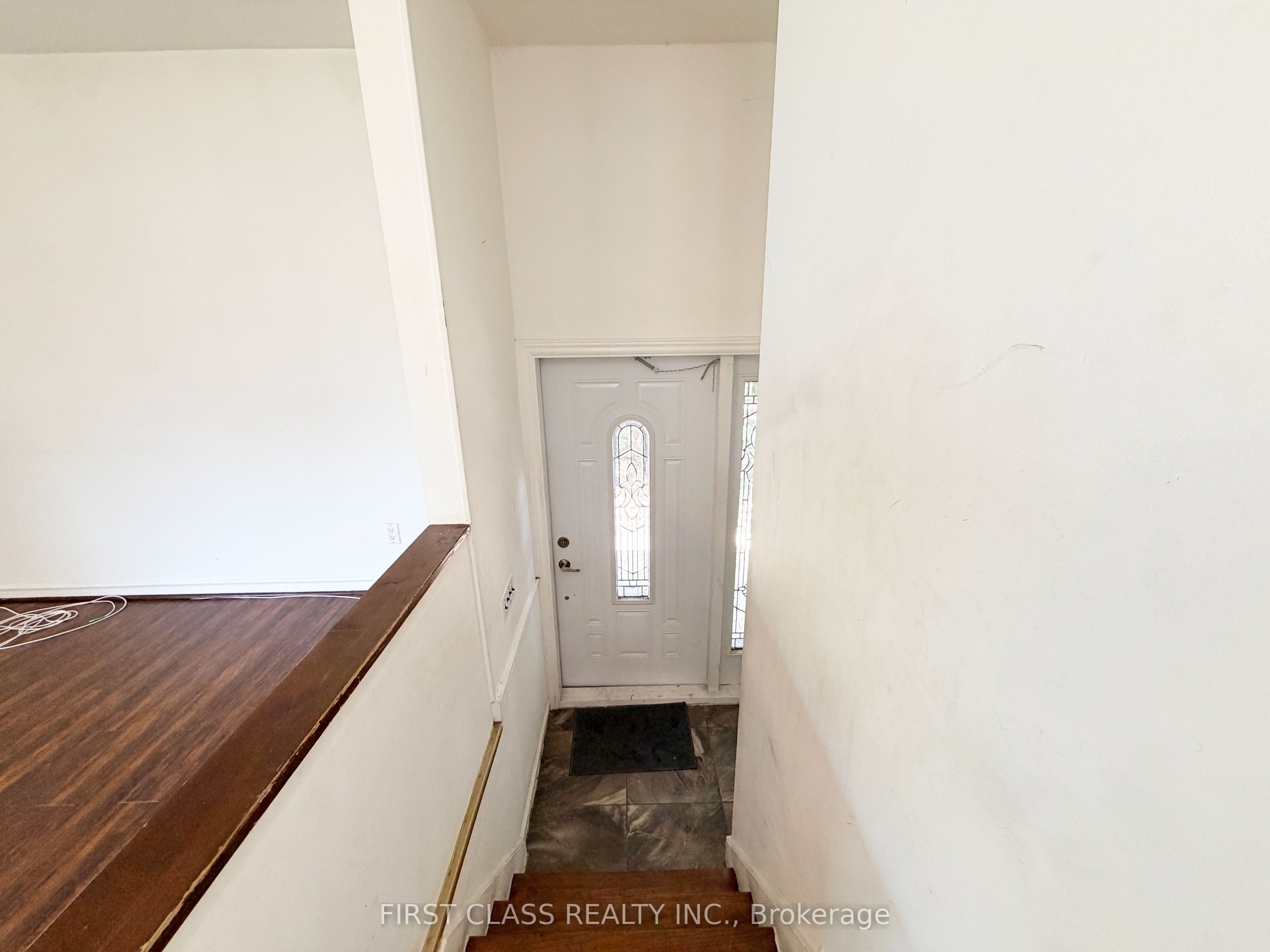 87 Vauxhall Drive, Scarborough 2