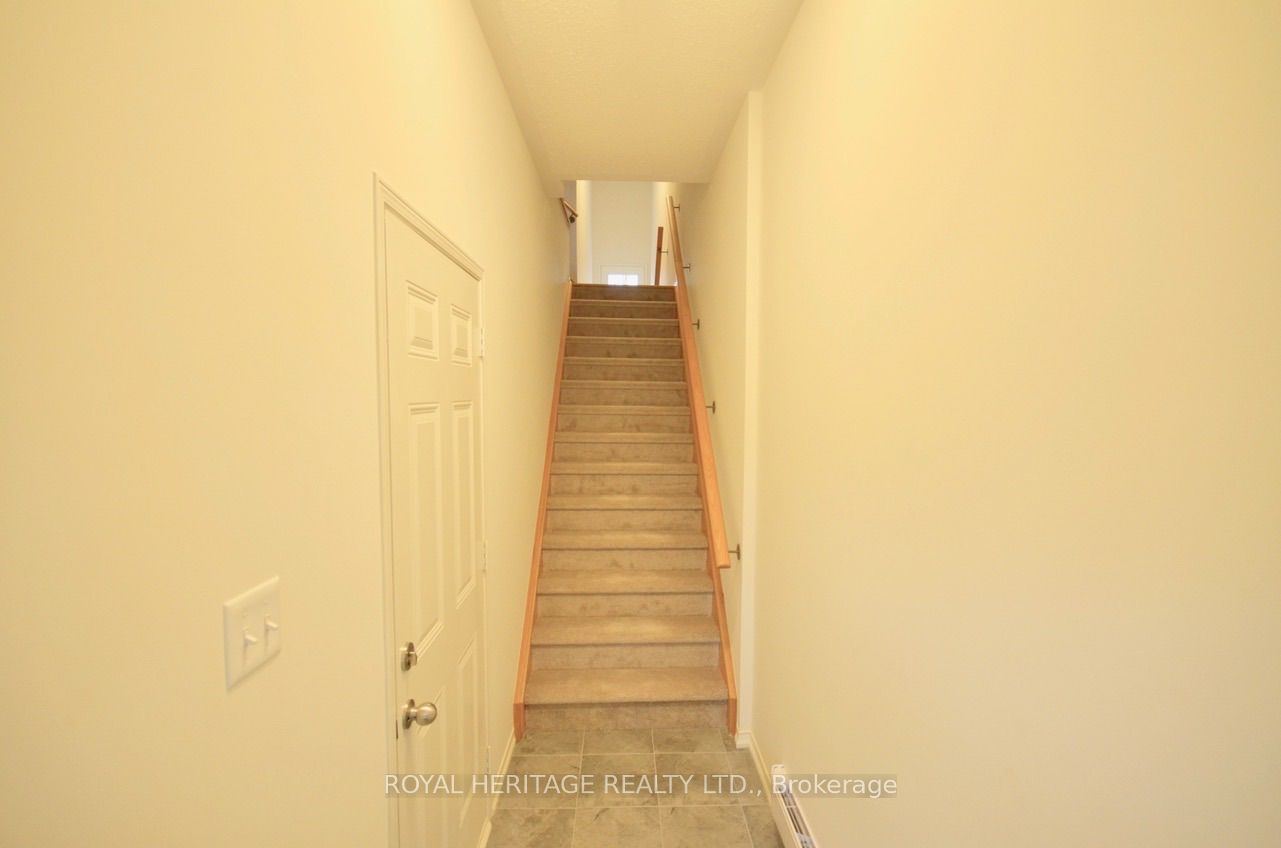 Unit 173 - 2556 Rosedrop Path, Oshawa 2