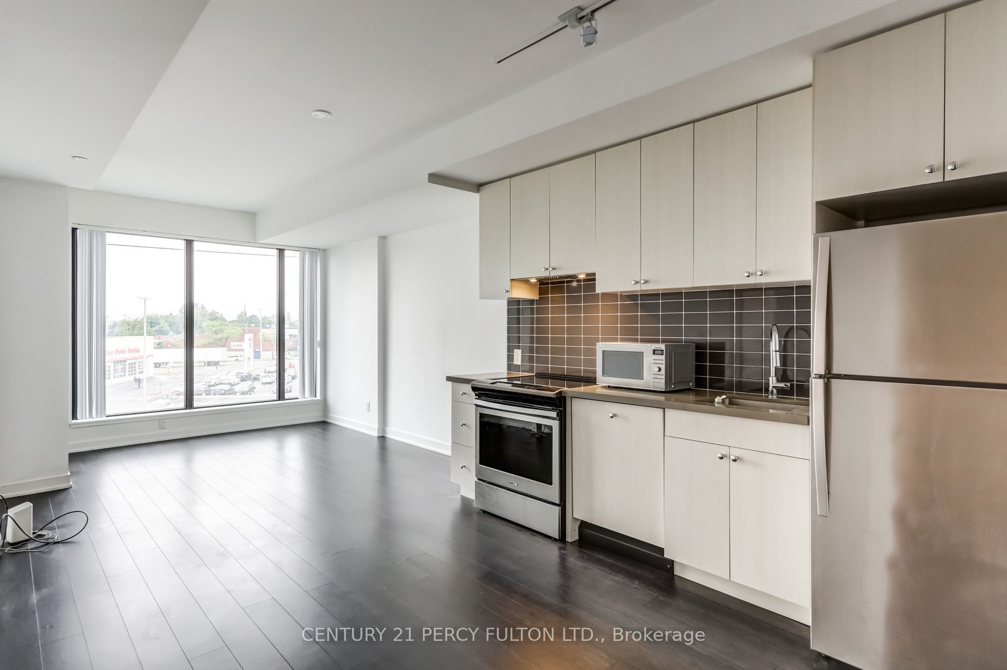 Unit 316 - 2799 Kingston Road, Scarborough 5