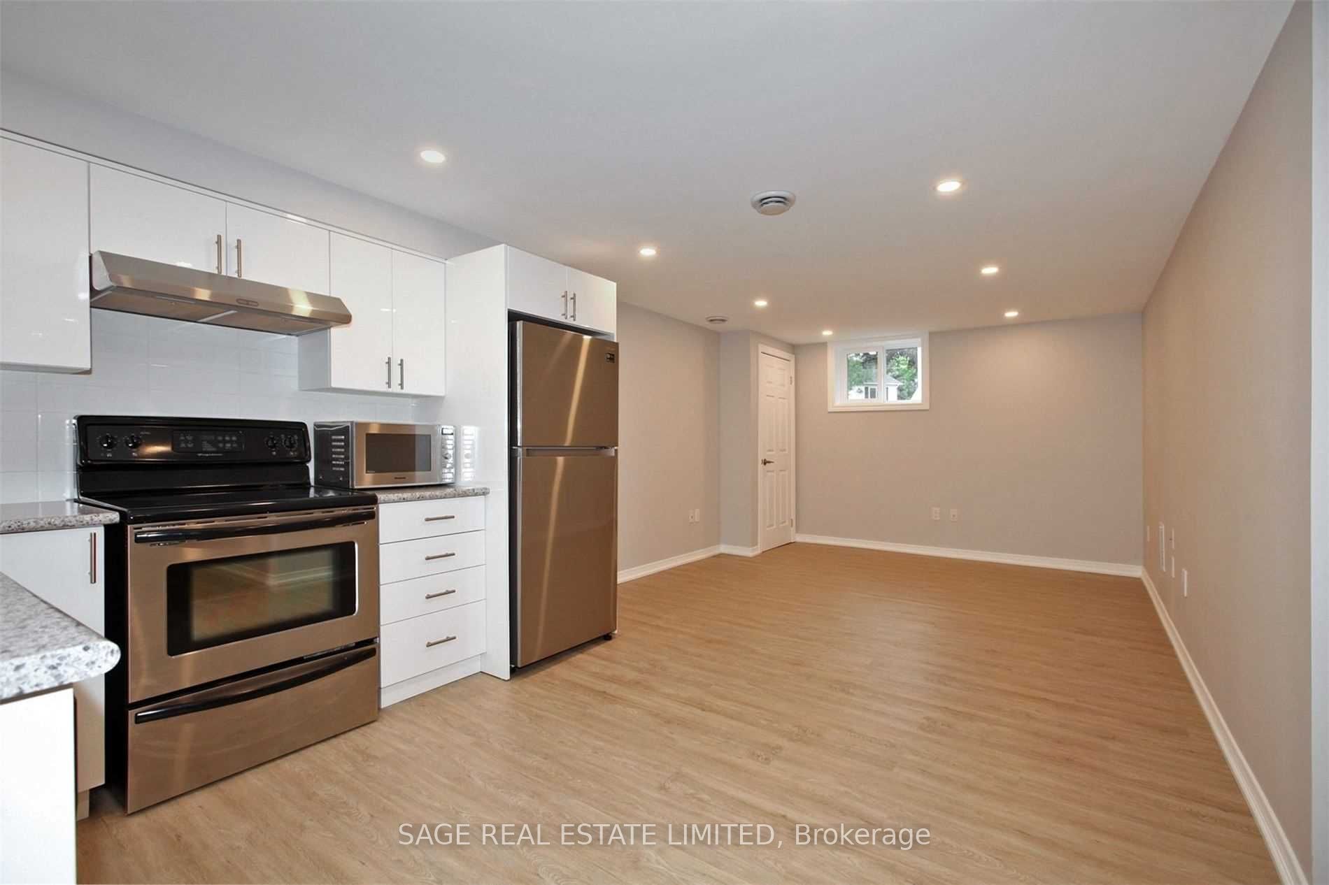 Unit Lower - 14 Furnival Road, Toronto 5