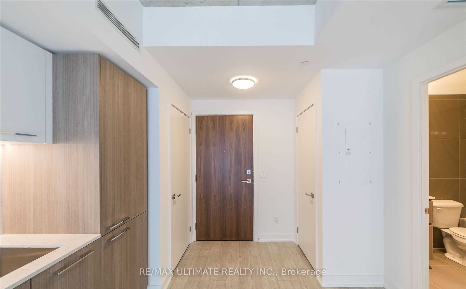 Unit 710 - 30 Baseball Place, Toronto 5