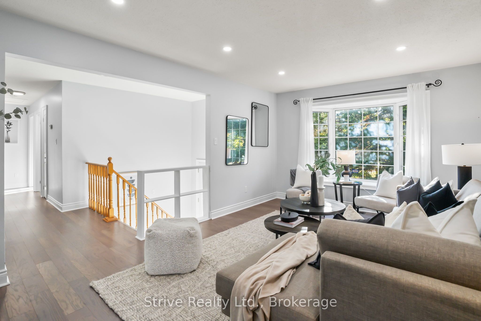 Unit Upper - 23 Cherry Blossom Crescent, Clarington 4