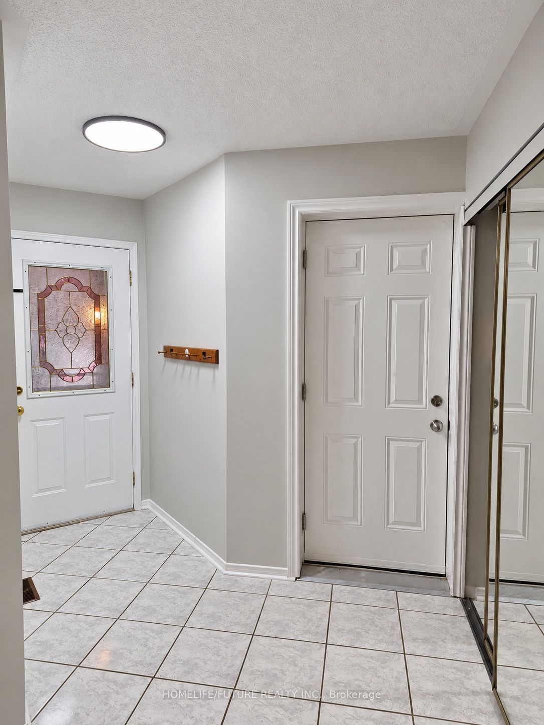 20 Glen Ray Court, Clarington 5