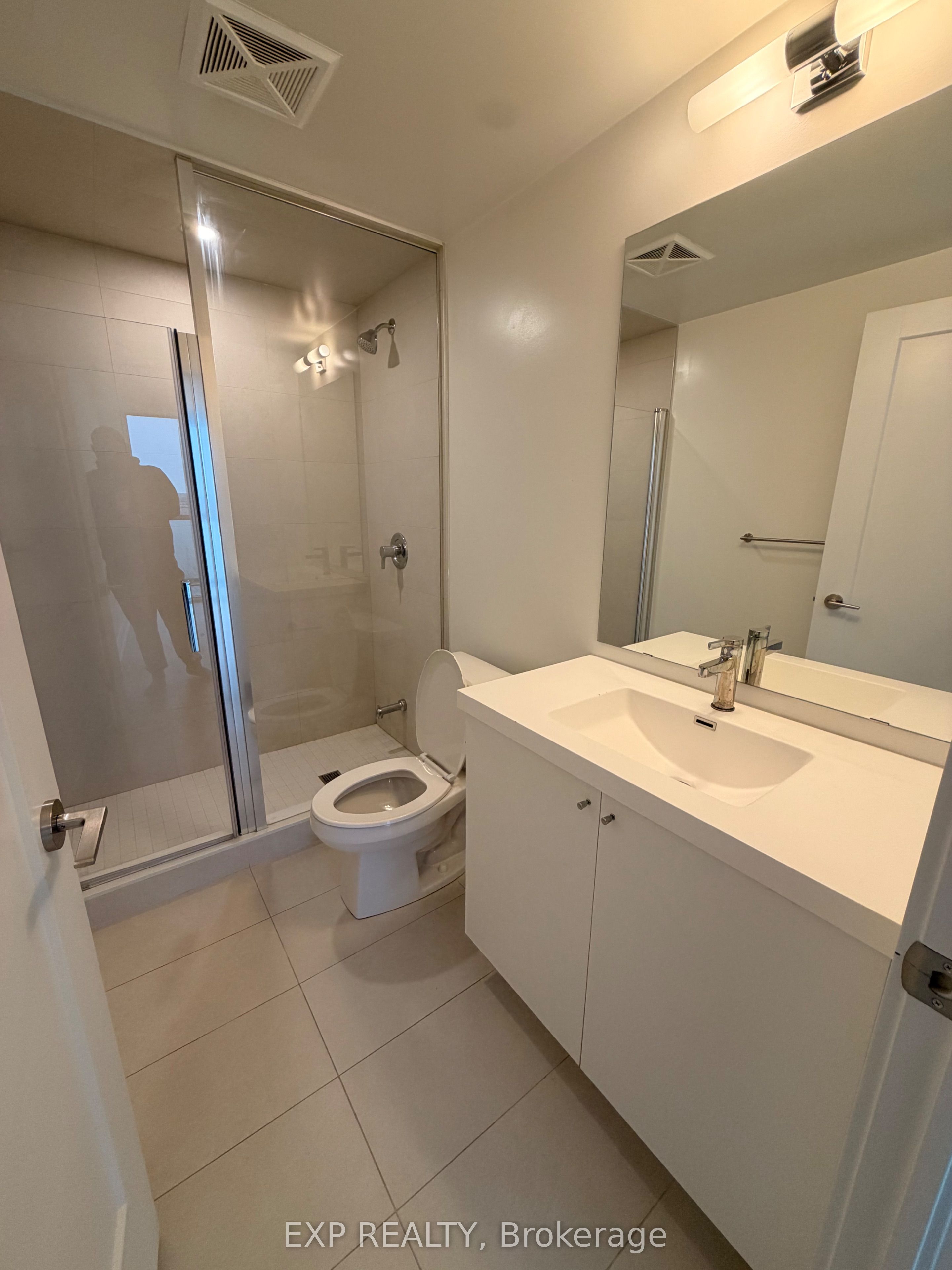 Unit 2704 - 2545 Simcoe Street N, Oshawa 5