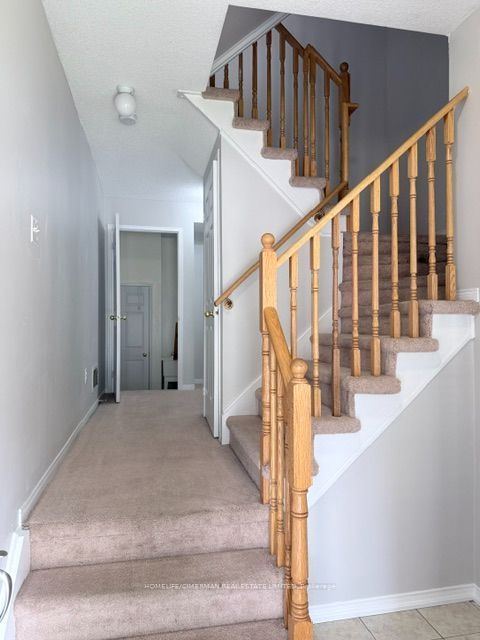 35 Linnell Street, Ajax 2