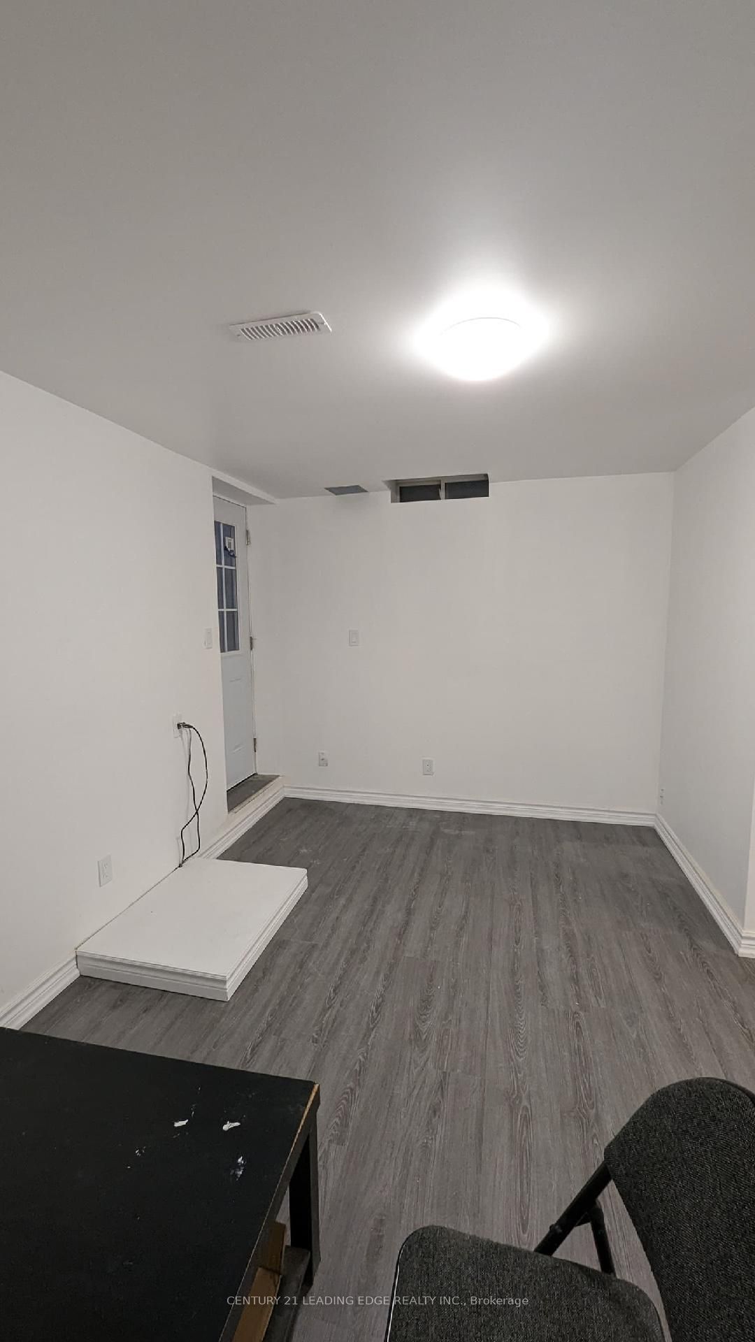 Unit Basement - 5 Vintage Drive, Whitby 4