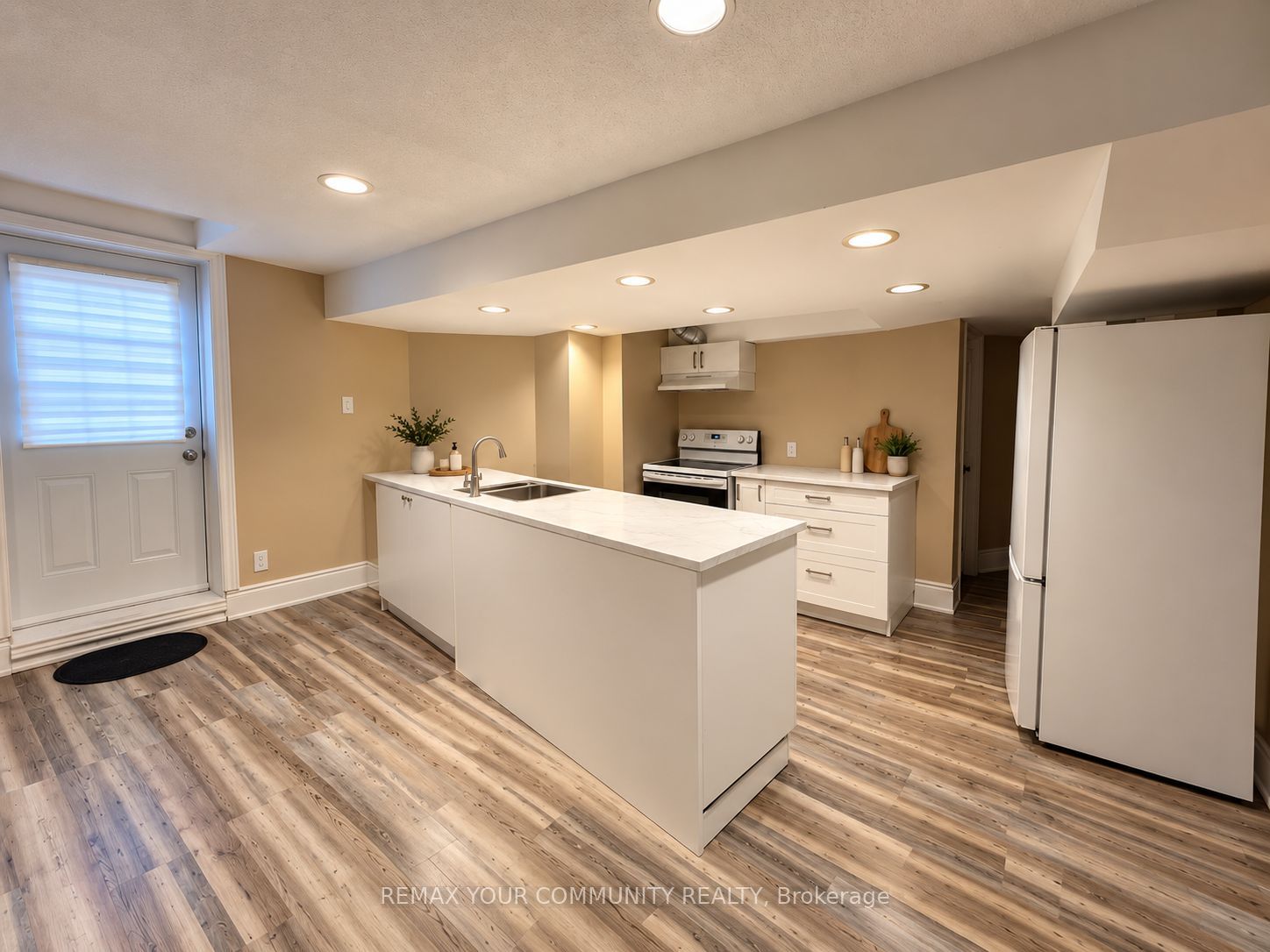 Unit Bsmt - 17 Morden Crescent, Ajax 3