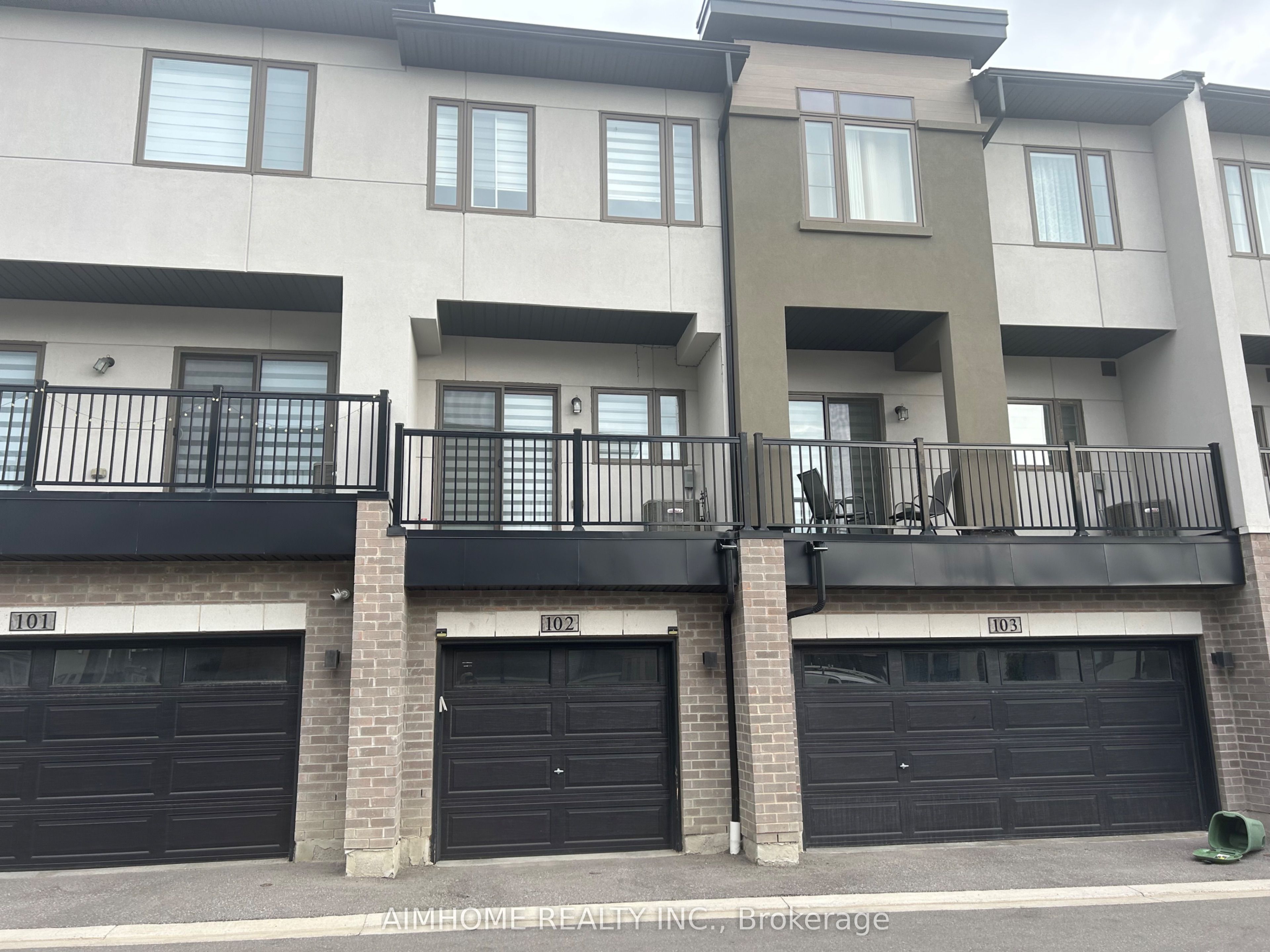Unit 102 - 250 Finch Avenue, Pickering 2