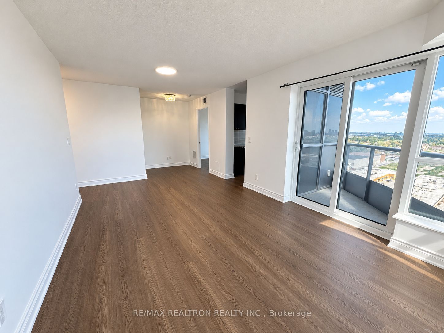 Unit 2013 - 181 Village Green Square, Scarborough 5
