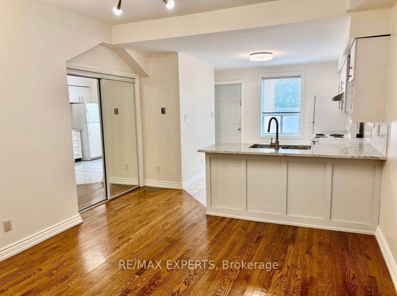 Unit MAIN - 721 Carlaw Avenue, Toronto 3