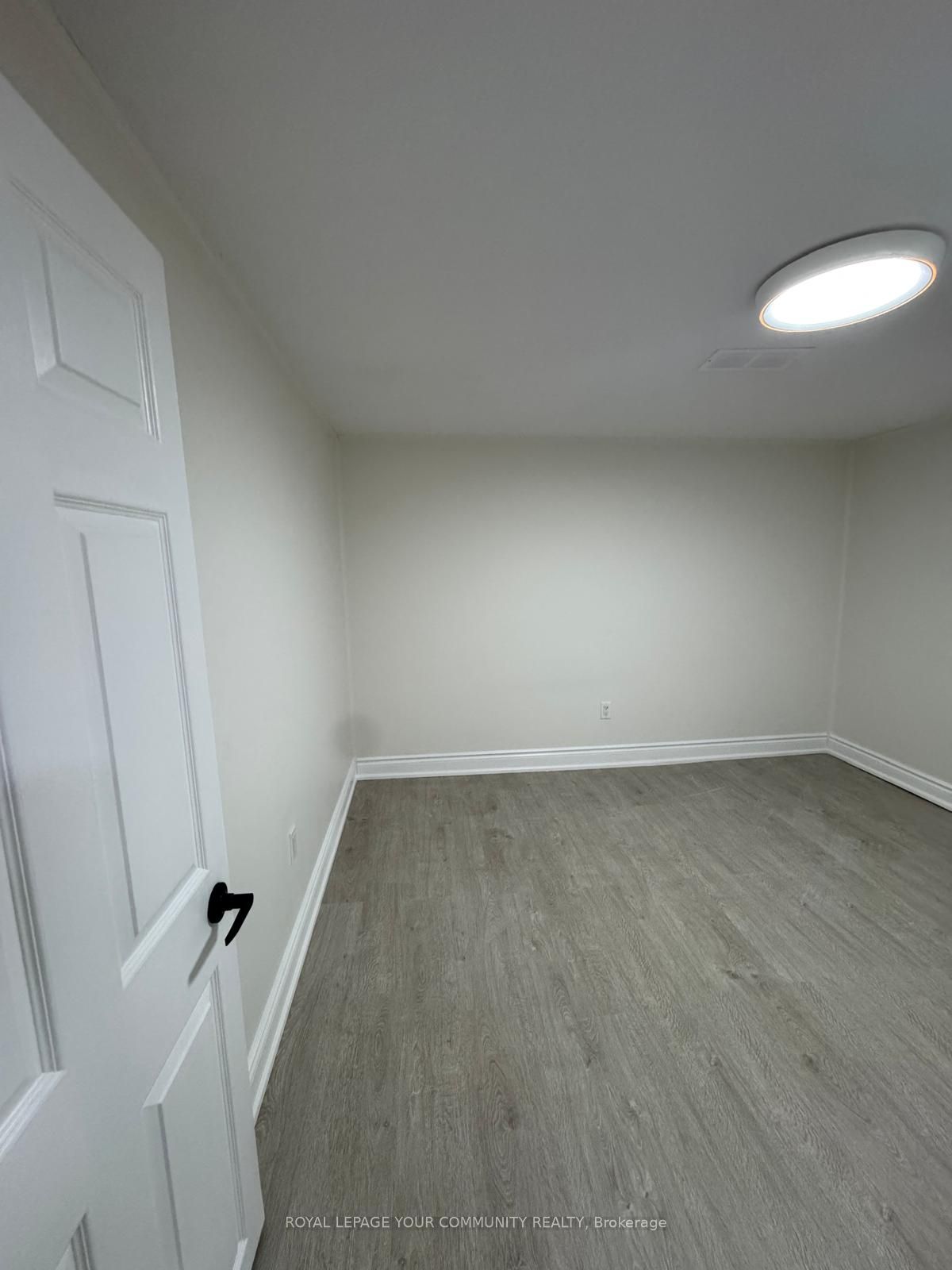 44 Royal Orchard Boulevard, Markham 2