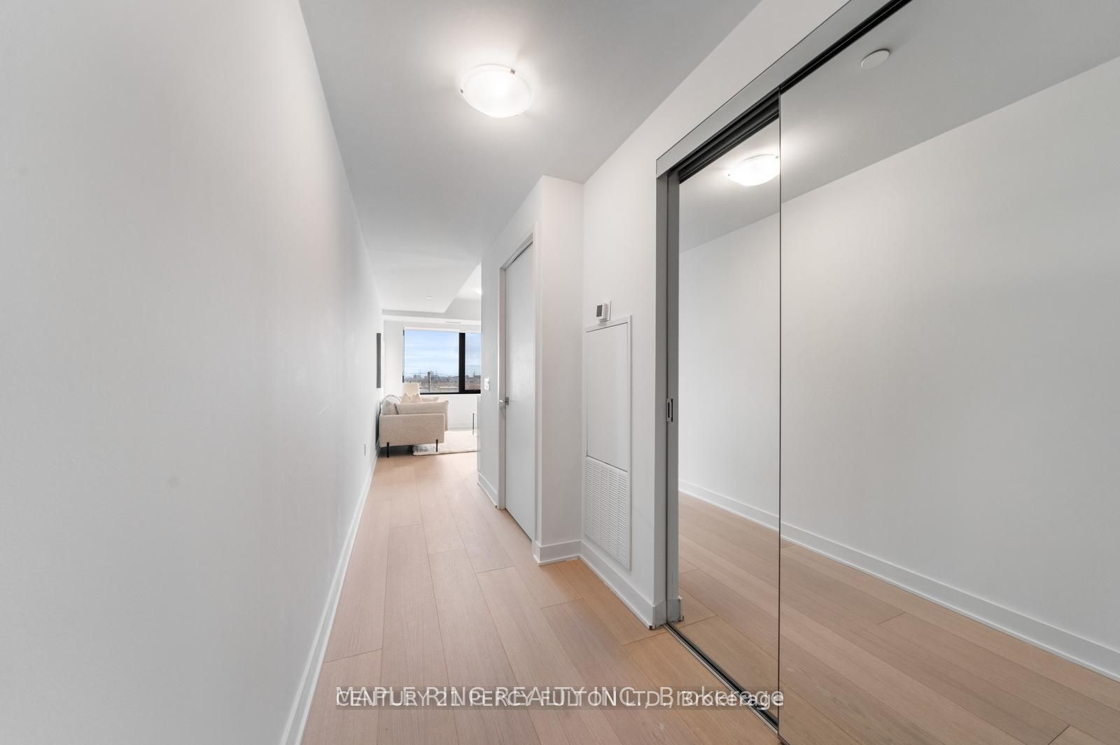 Unit 1911 - 2920 Highway 7 Road, Vaughan 3