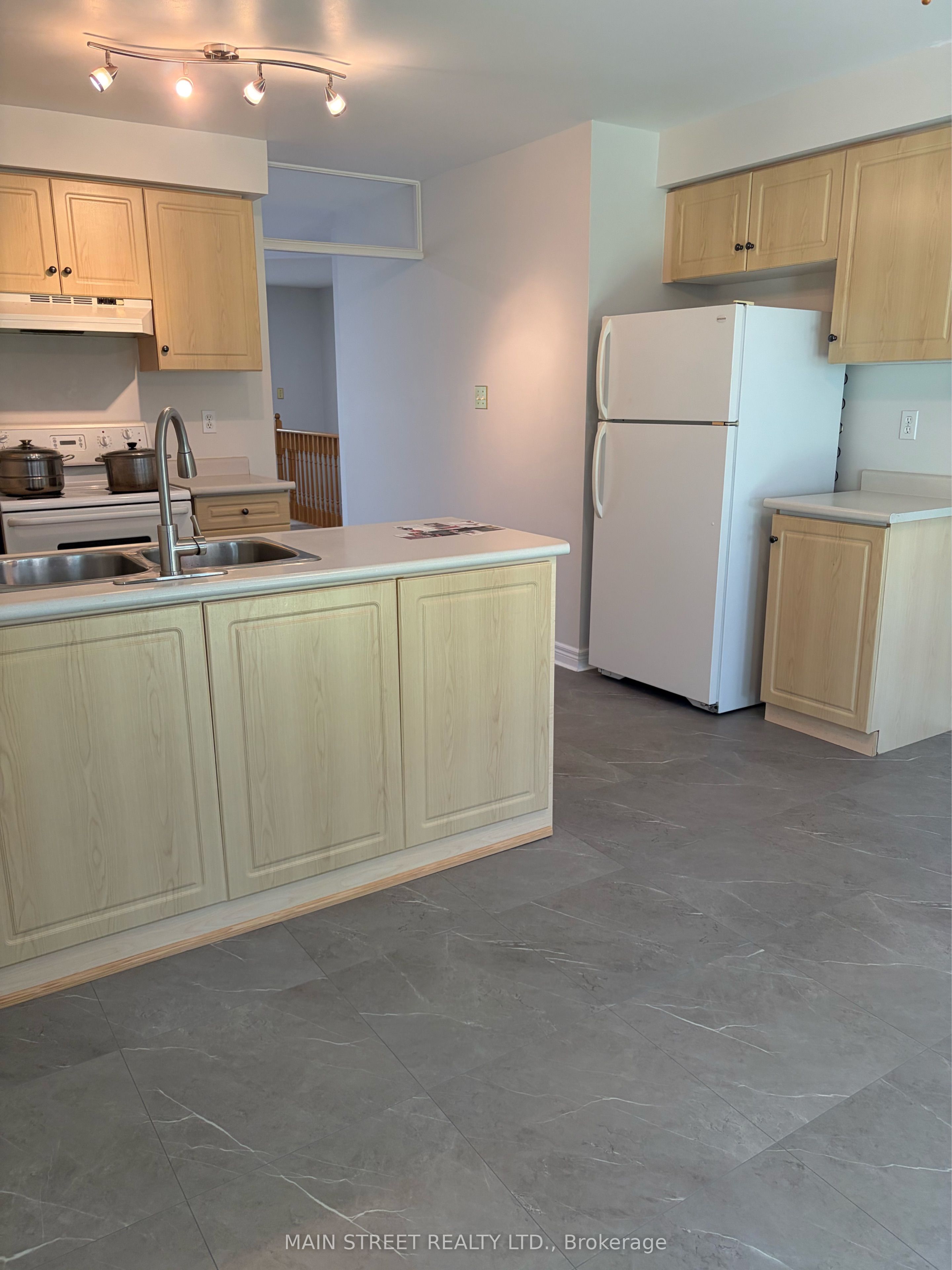 5 Brecken Drive, Georgina 4