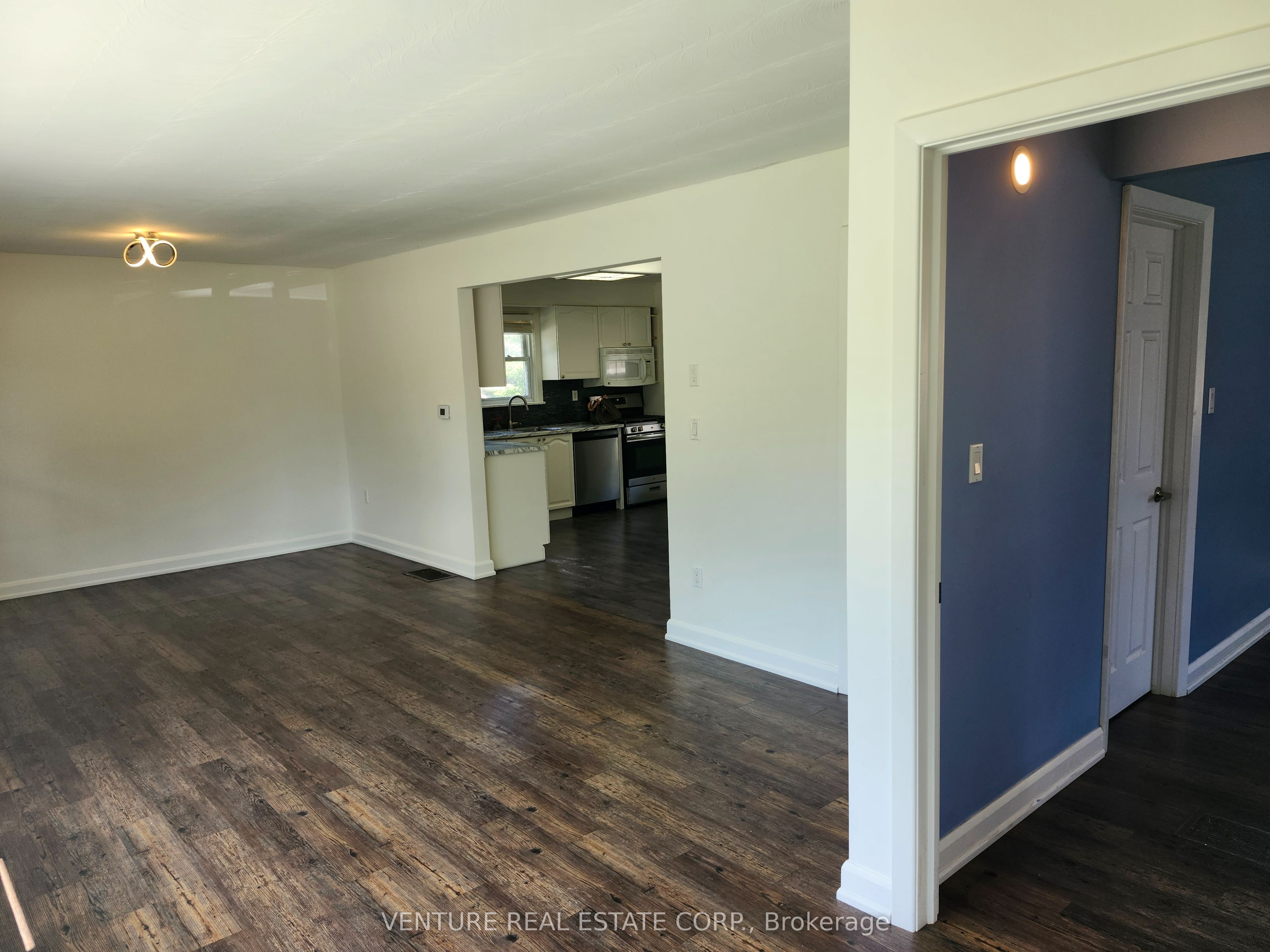 6 Sullivan Drive, New Tecumseth 4