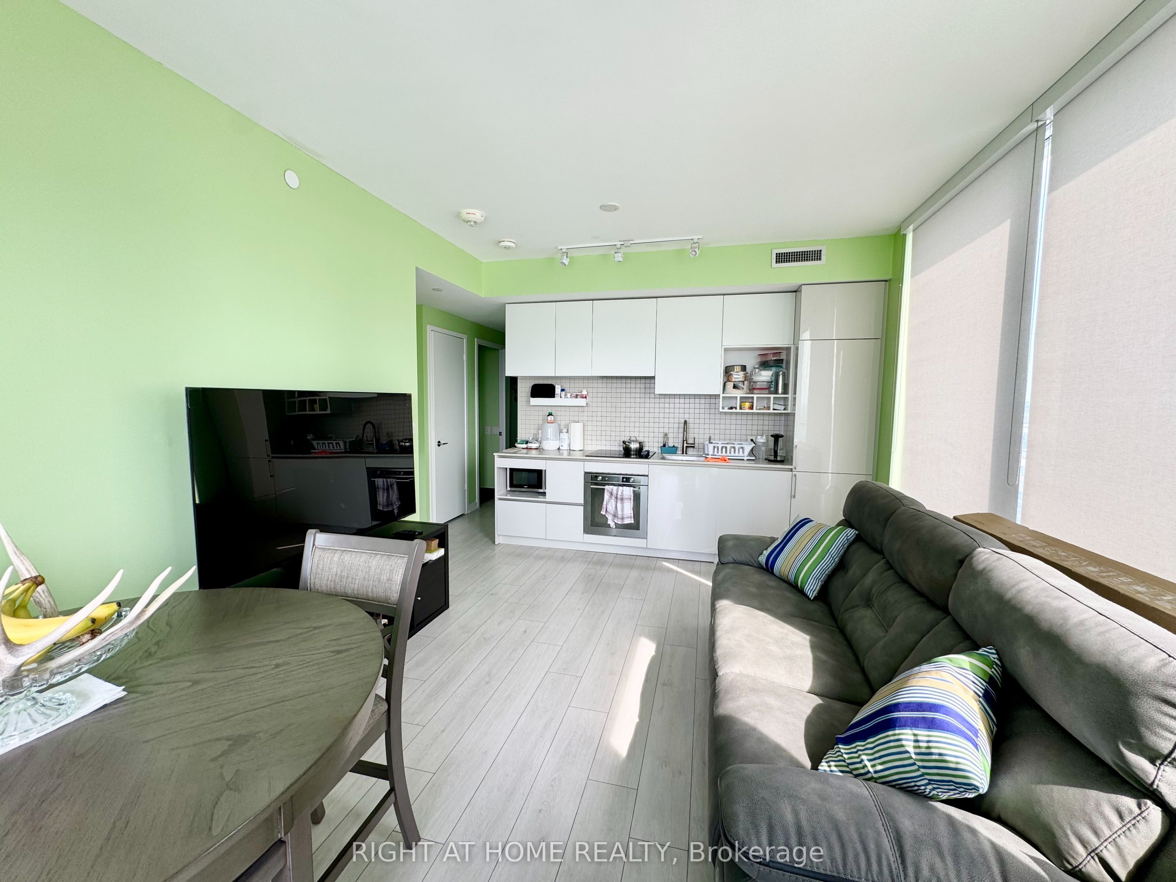 Unit 1903 - 898 Portage Parkway, Vaughan 4