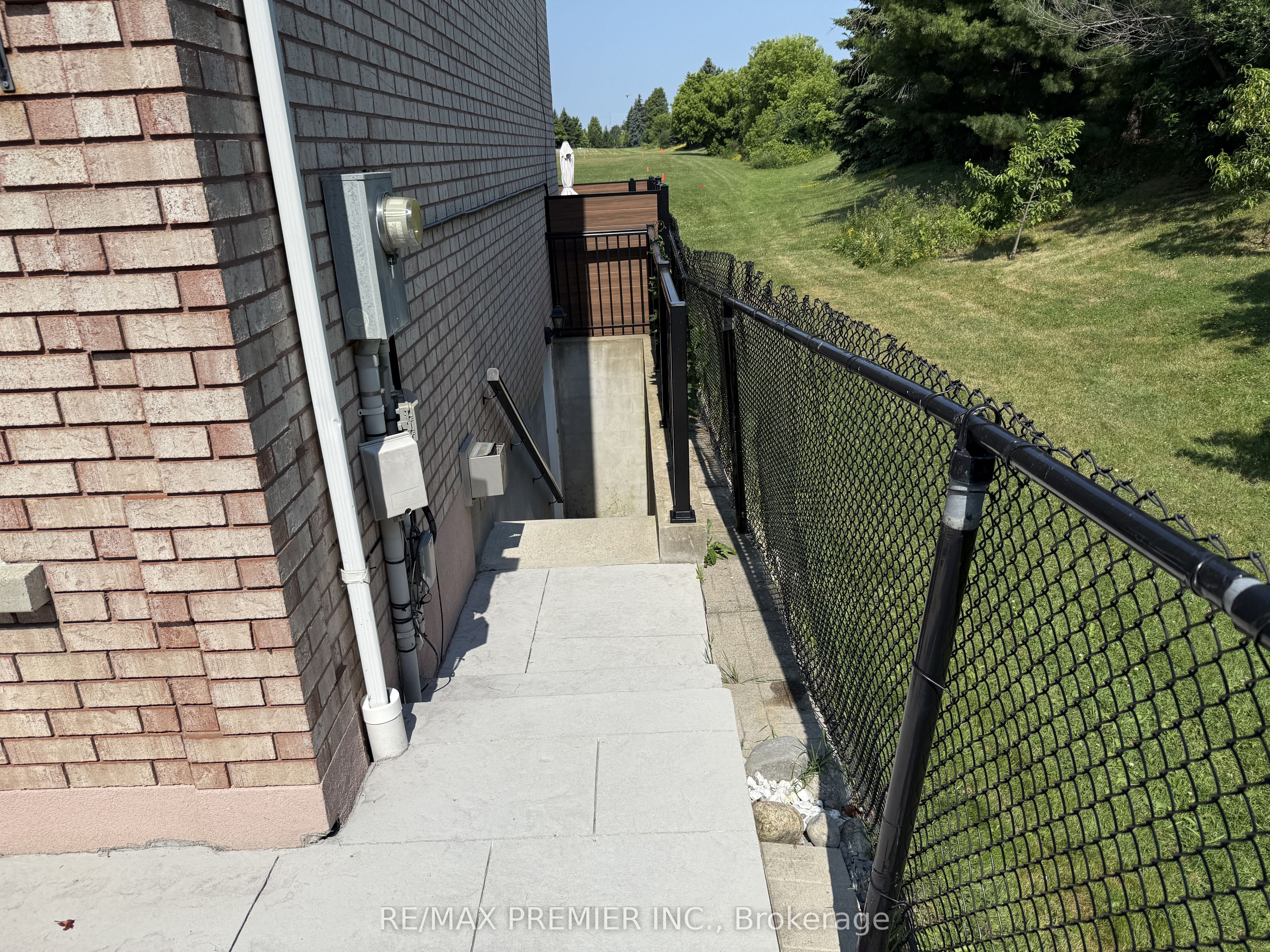 Unit LOWER - 54 Castlepoint Drive, Vaughan 3