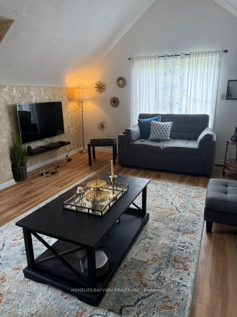 Unit 2nd Floor - 539 Elgin Mills Road W, Richmond Hill 5