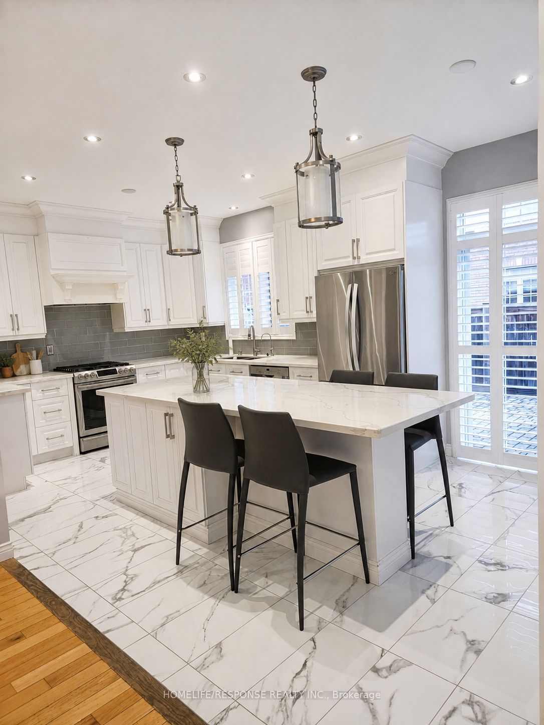 456 LA ROCCA Avenue, Vaughan 3
