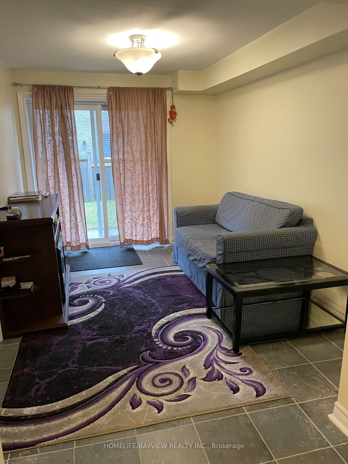 Unit Walkout Basement - 32 Four Seasons Crescent, Newmarket 3