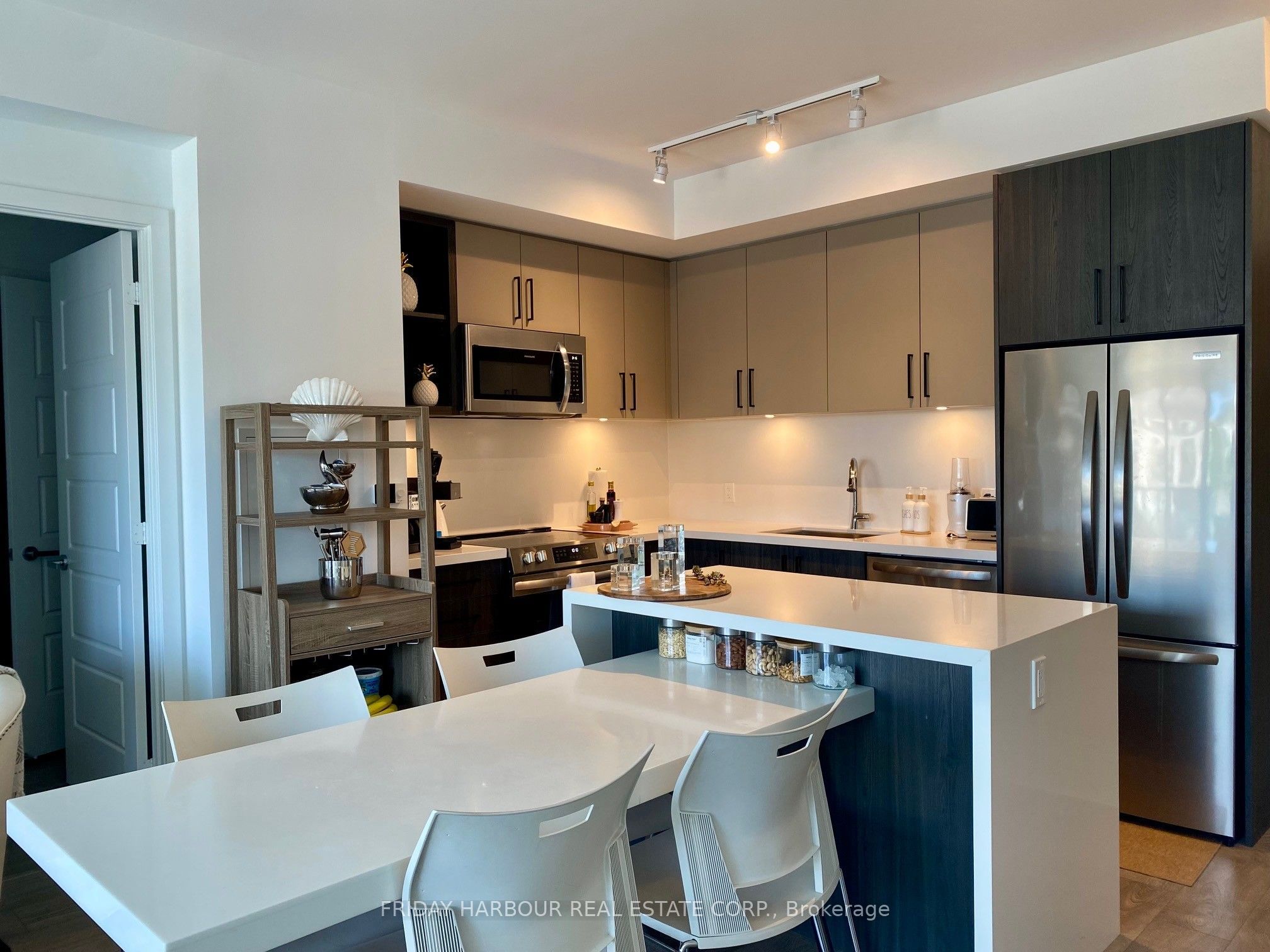 Unit 321 - 333 Sunseeker Avenue, Innisfil 5
