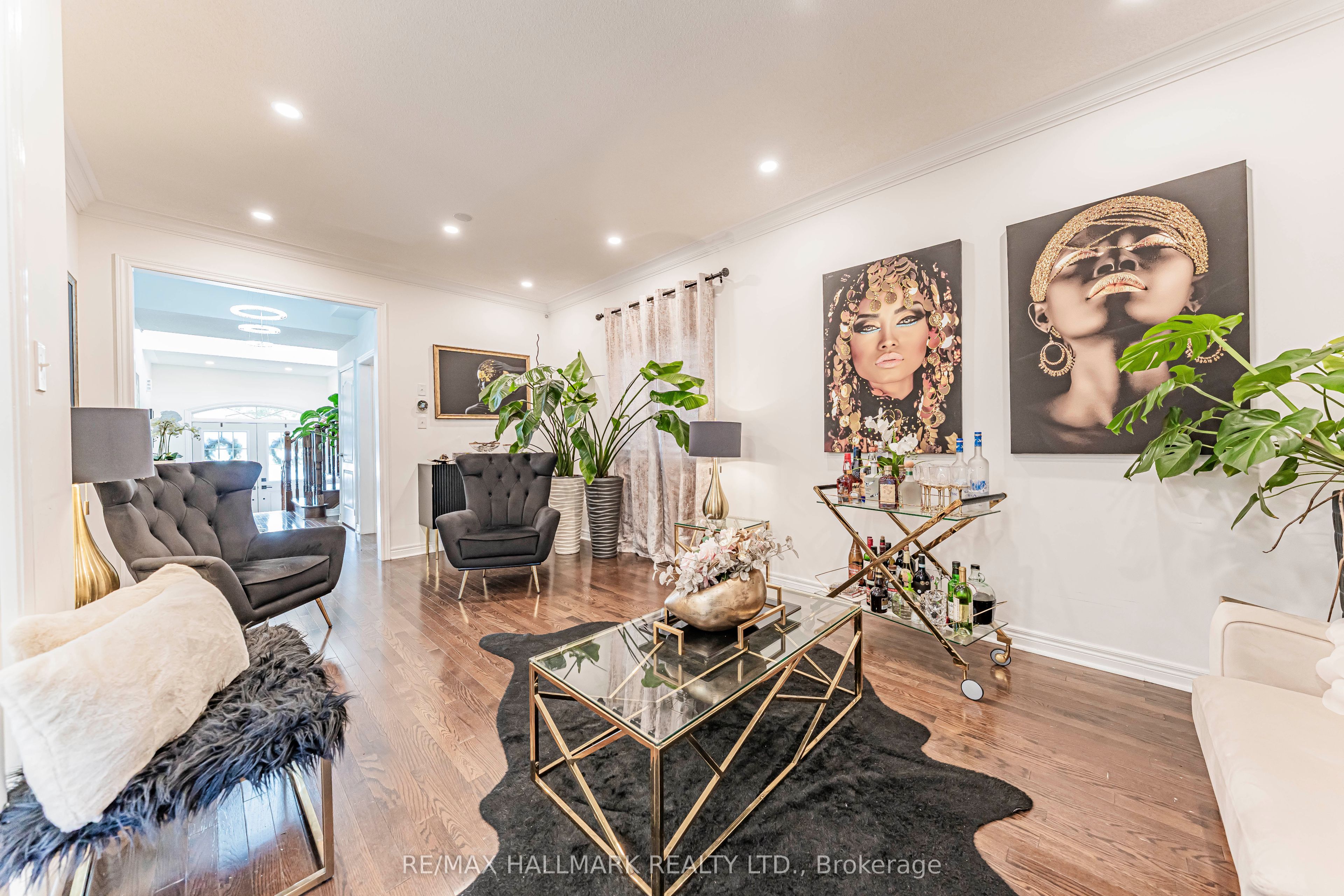 Unit Main - 388 Kwapis Boulevard, Newmarket 5