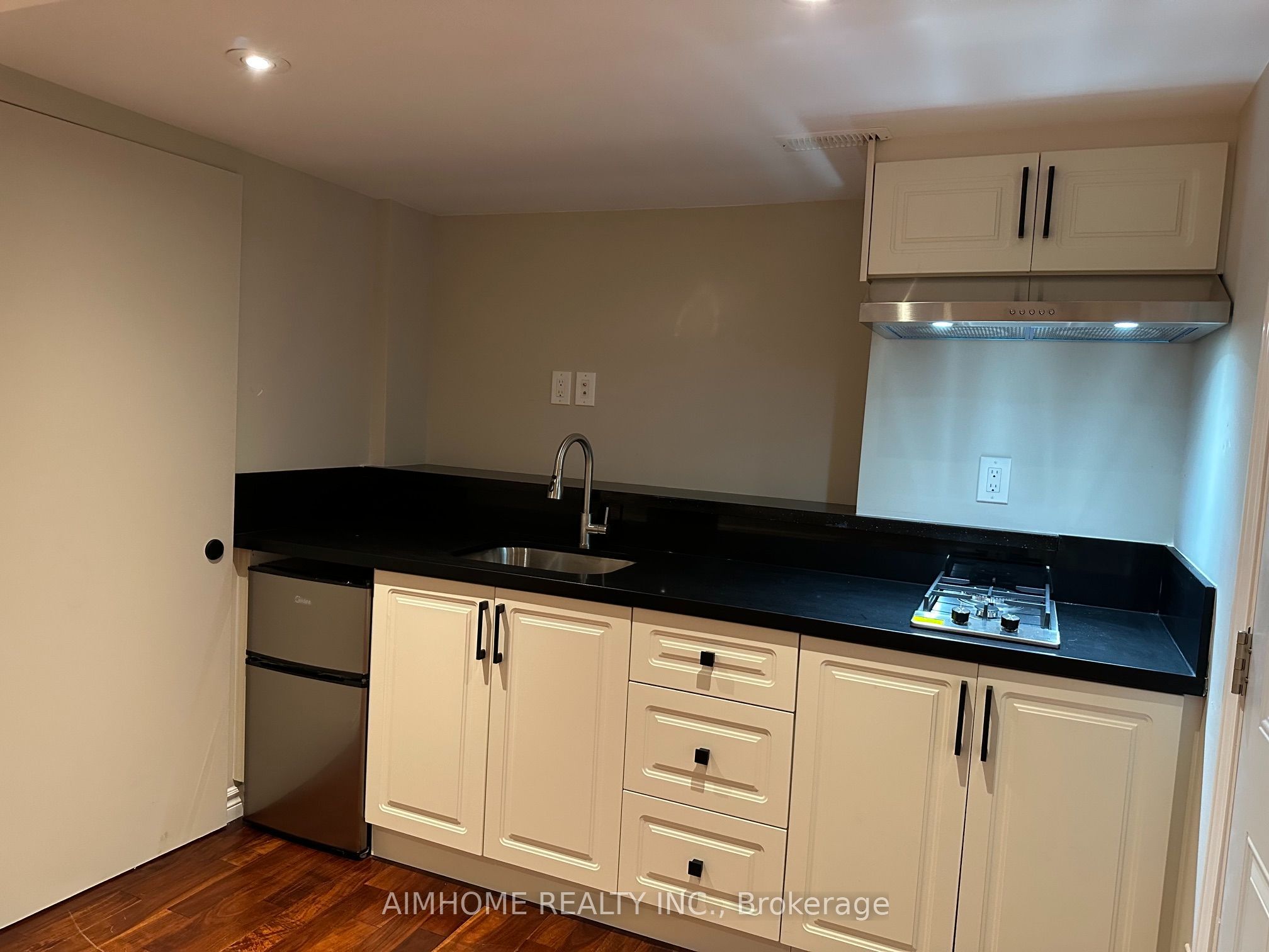 Unit Apartment - 35 Royal Orchard Unit Boulevard, Markham 3