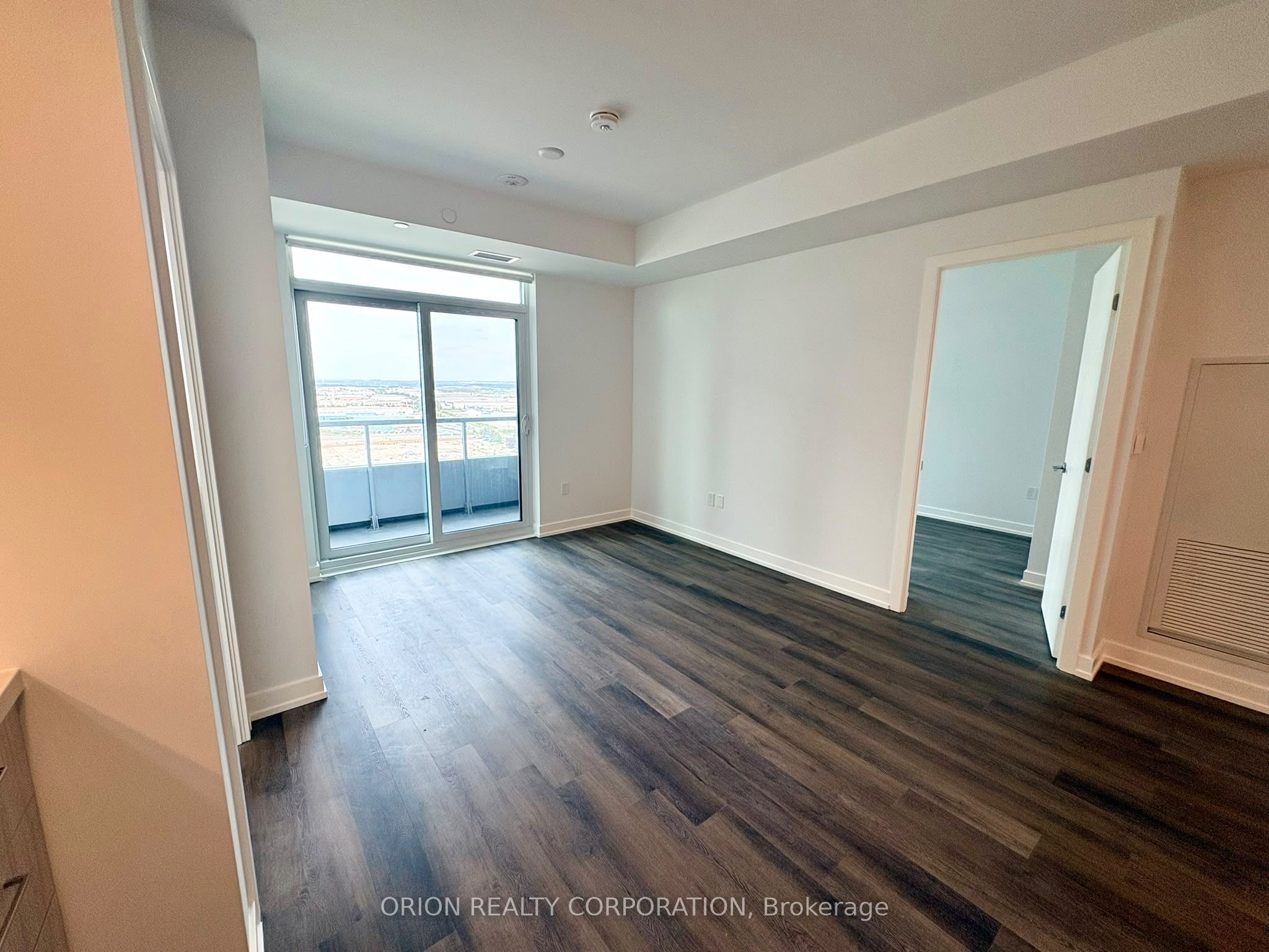 Unit 1401 - 5 Meadowdale Road, Vaughan 5