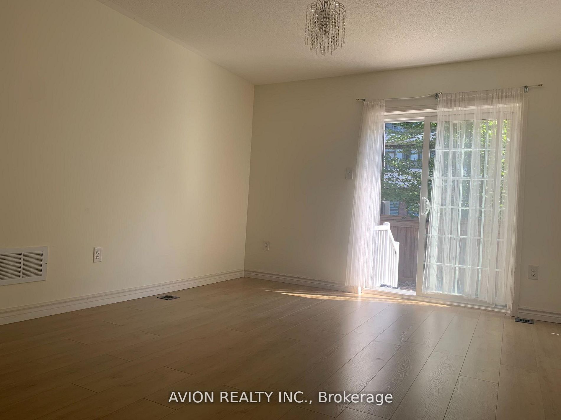 66 Eastern Skies Way, Markham 2