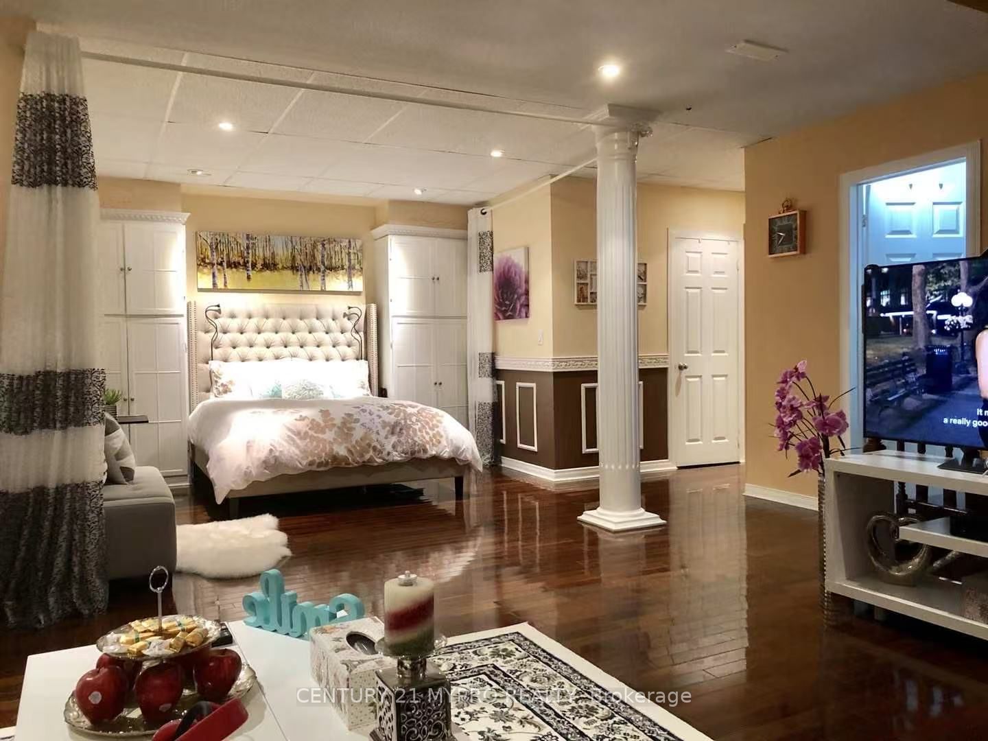 Unit Bsmnt - 673 Society Crescent, Newmarket 4