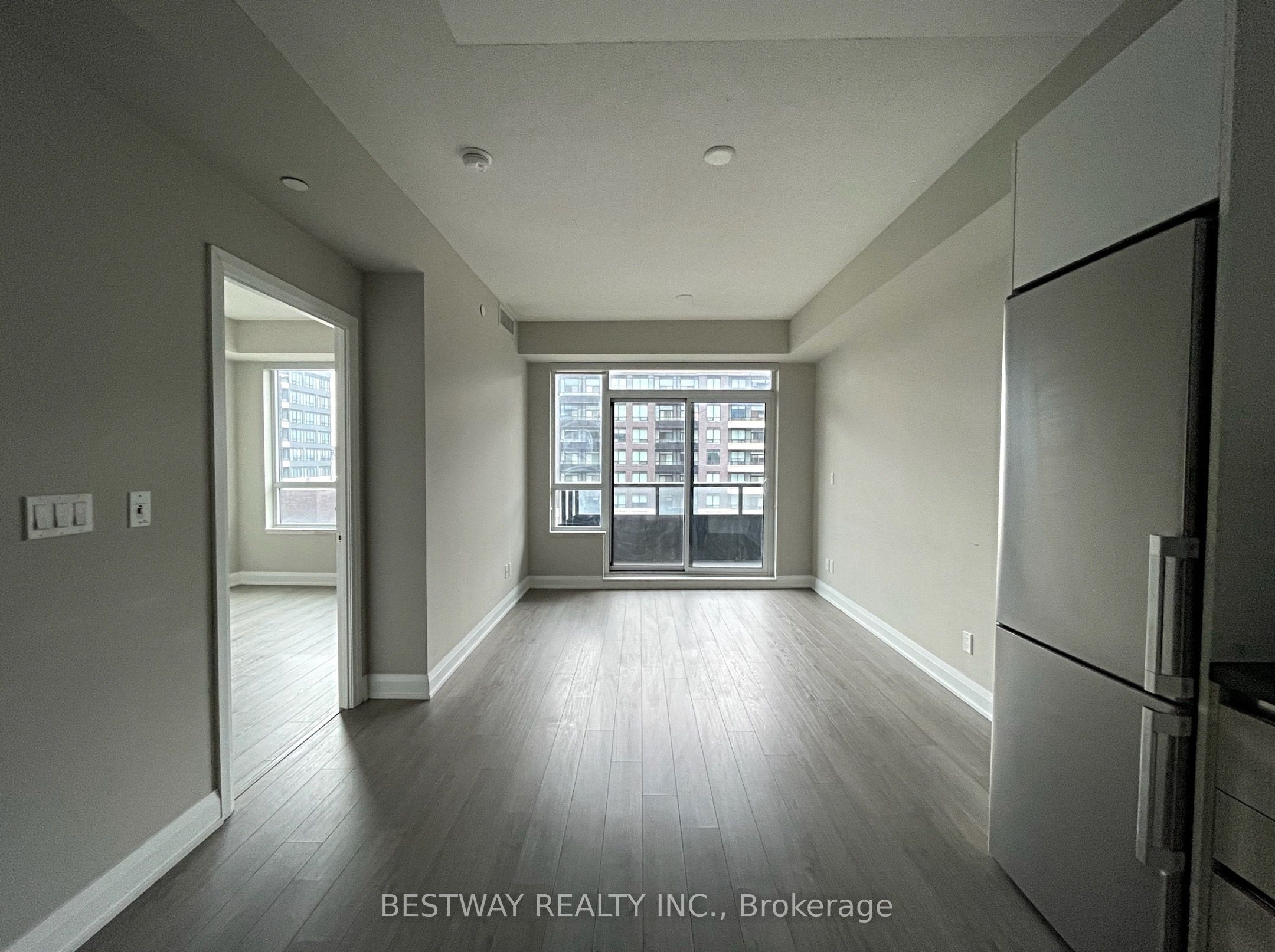 Unit 629 - 15 Water Walk Drive, Markham 4