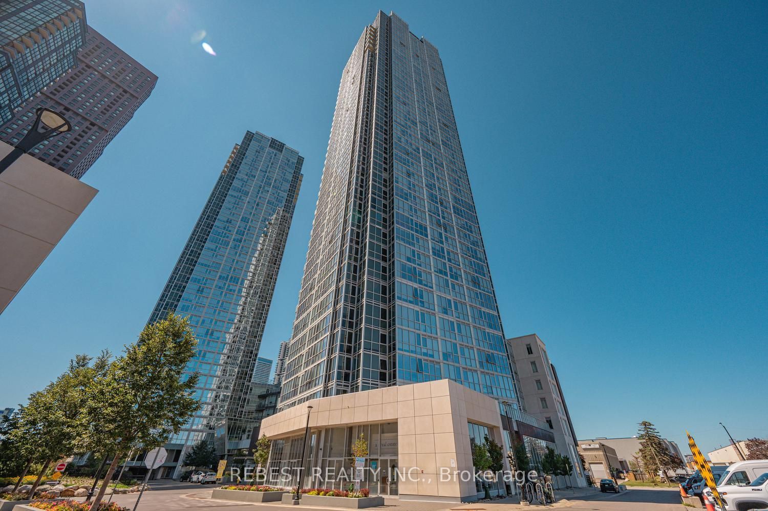 Unit 3608(Lease) - 2908 Highway 7 Road, Vaughan 3