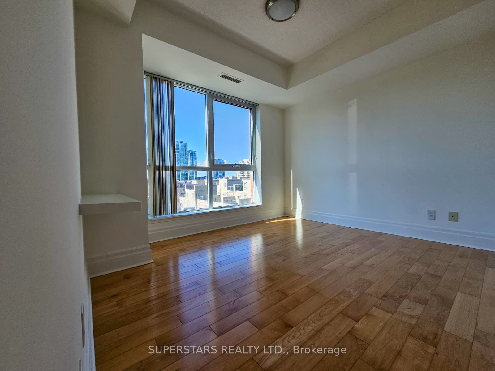 Unit 509 - 1 Upper Duke Crescent, Markham 2