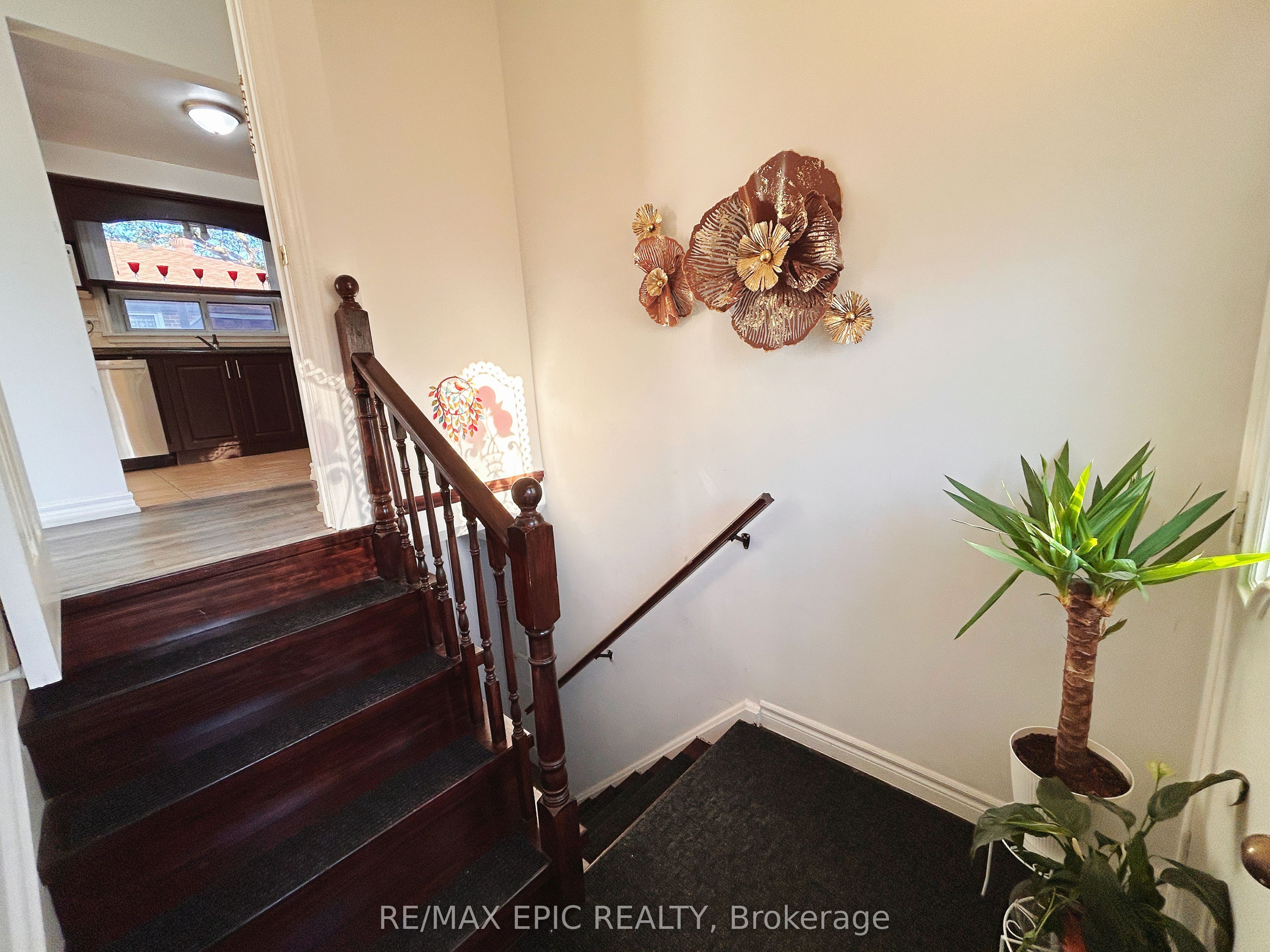 Unit Main - 25 Gentry Crescent, Richmond Hill 3