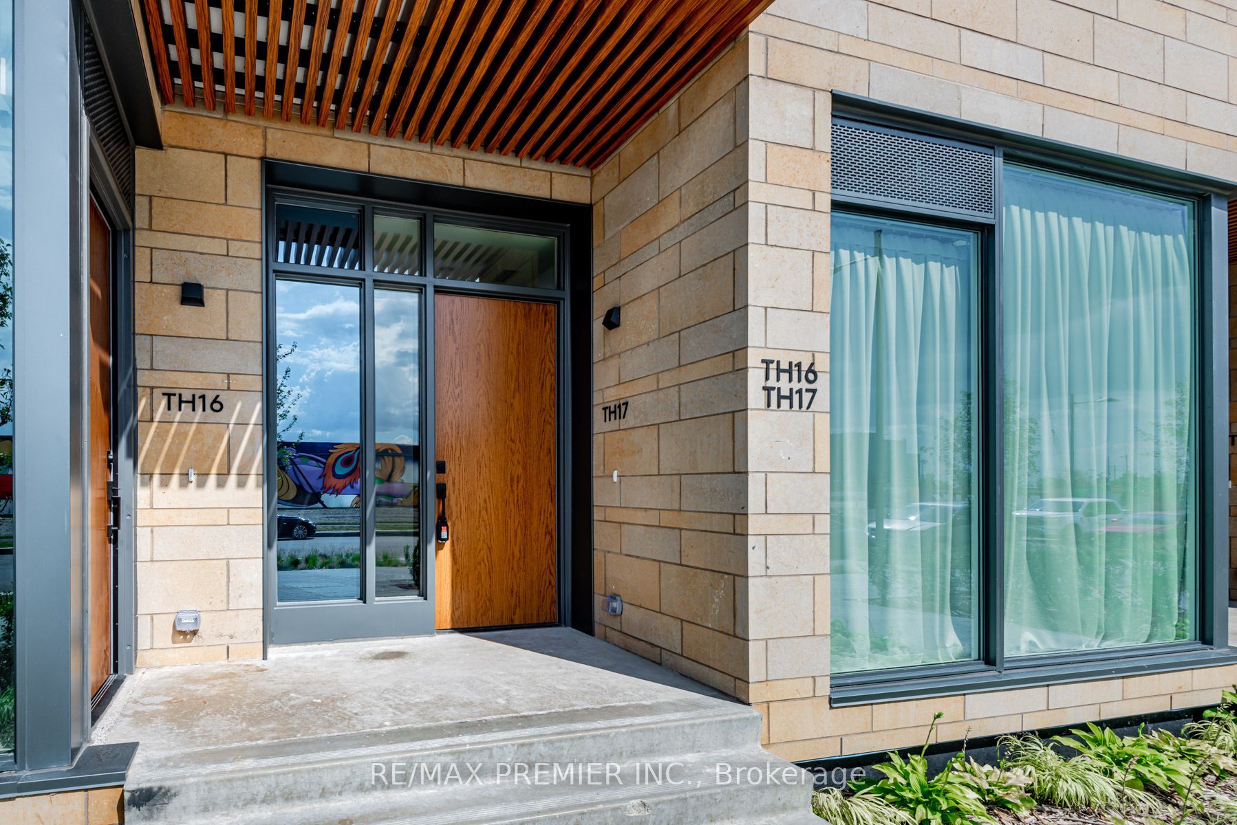 Unit 17 - 7 Buttermill Avenue, Vaughan 2