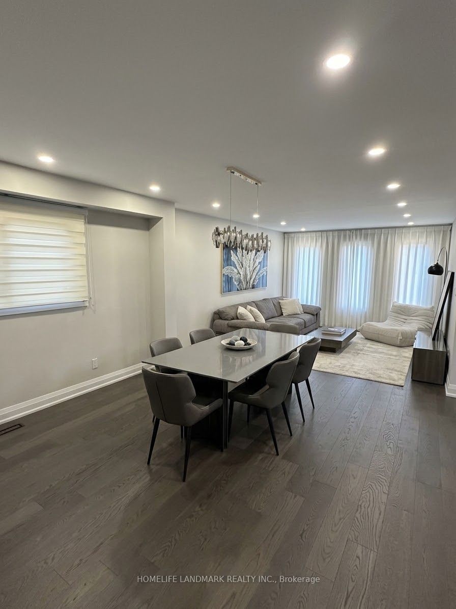 Upper 11 Ravenhill Crescent, Markham 3