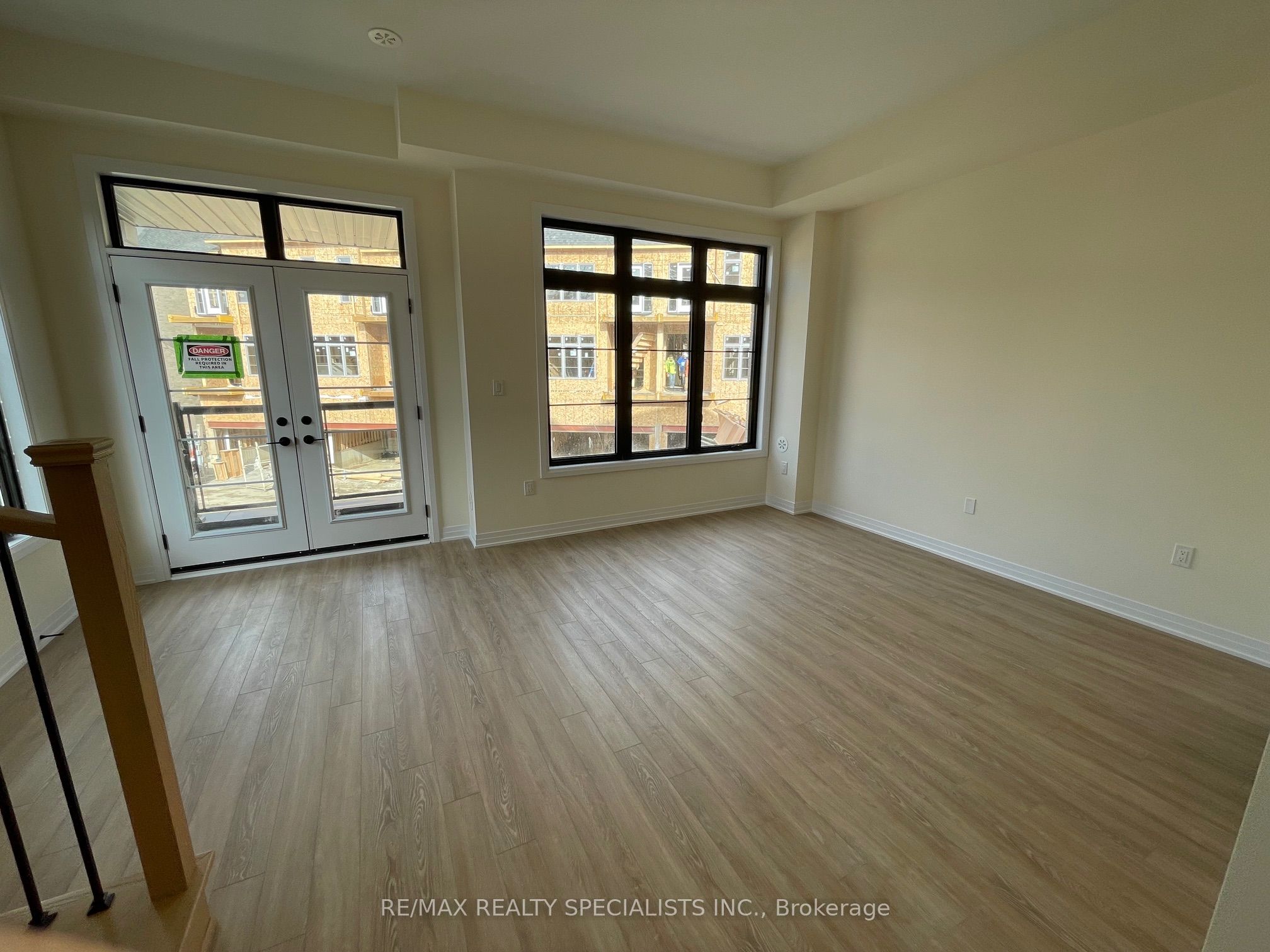 39 De La Roche Drive, Vaughan 5